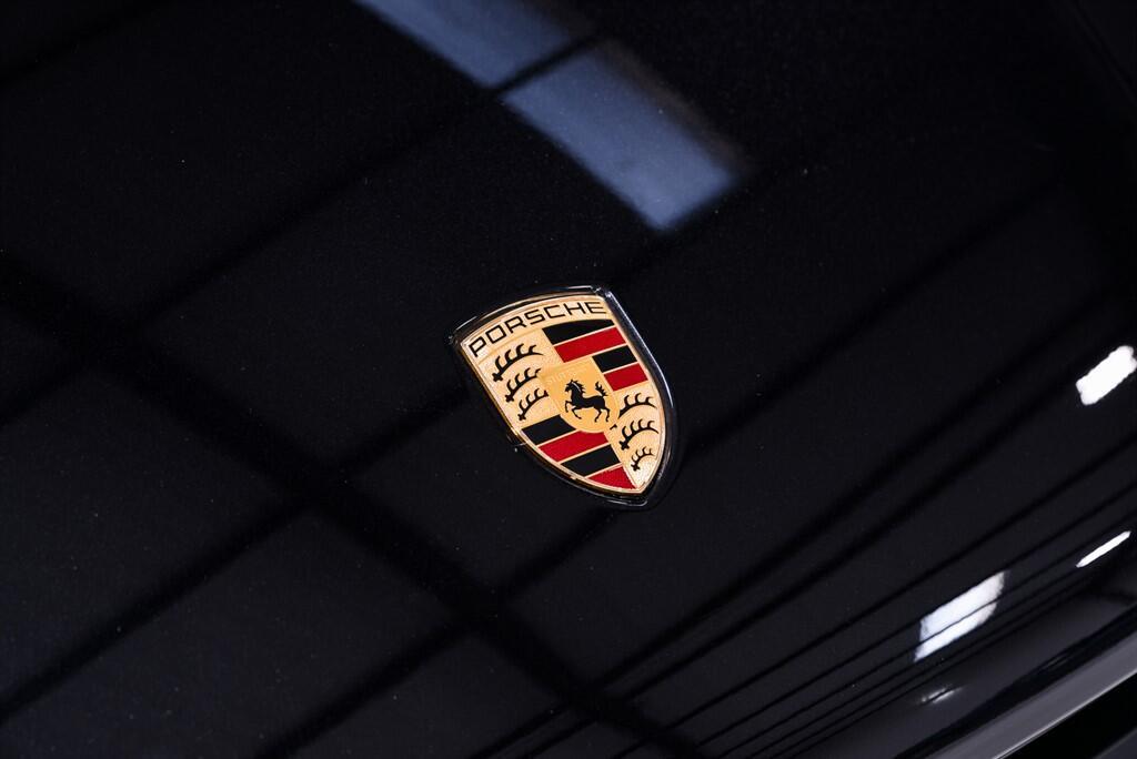 Porsche Macan - Image 10