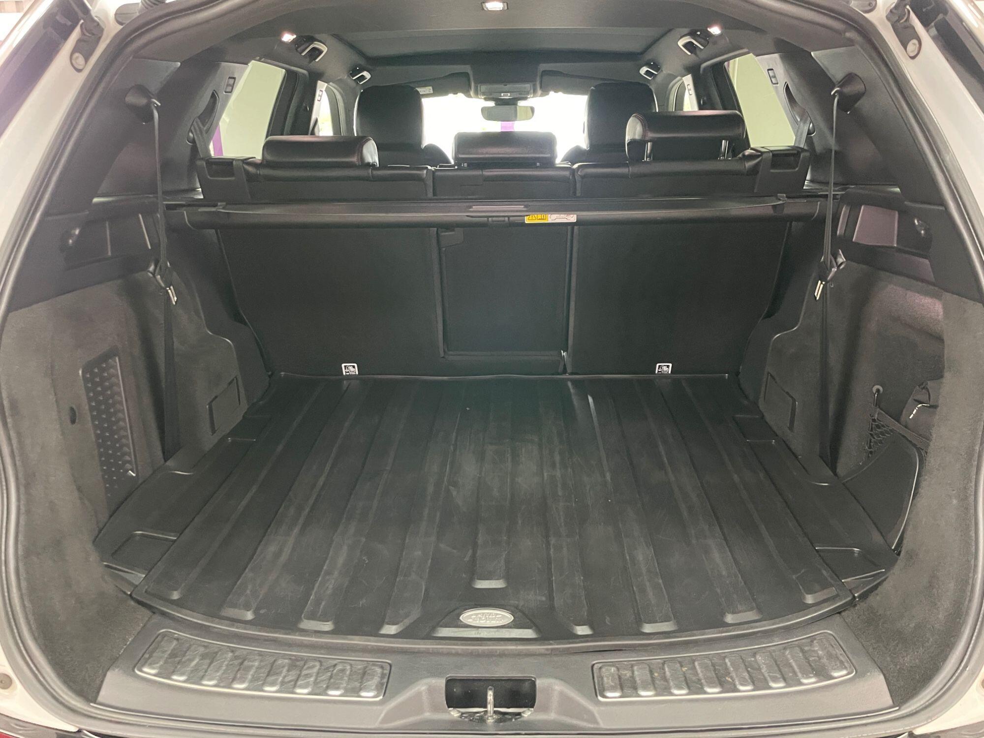 Land Rover DISCOVERY SPORT - Image 17
