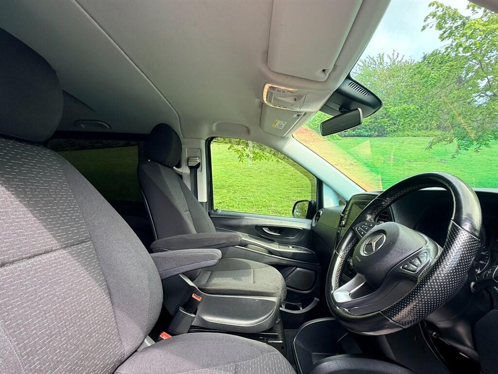Mercedes Vito - Image 32