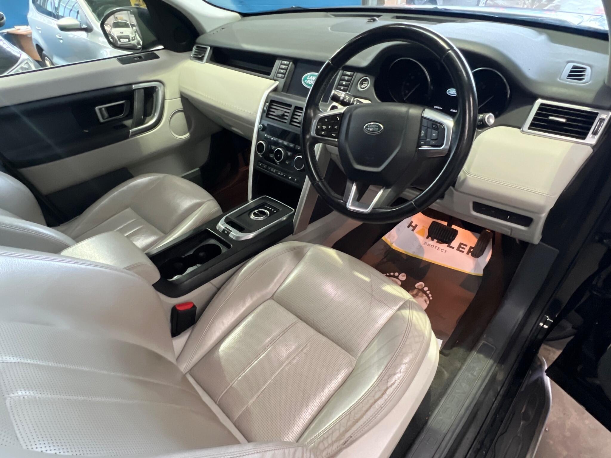 Land Rover DISCOVERY SPORT - Image 18