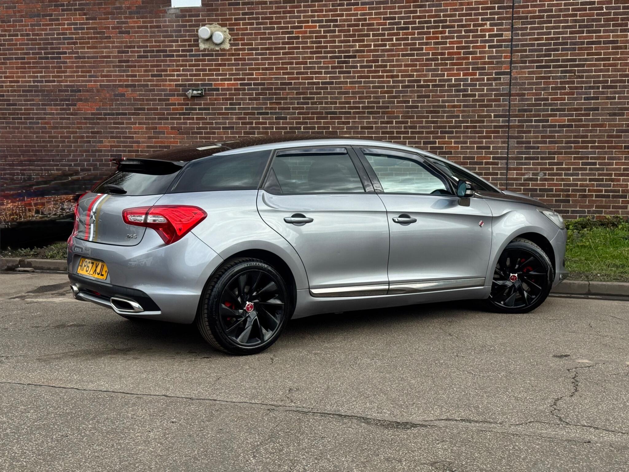 DS AUTOMOBILES DS 5 - Image 16