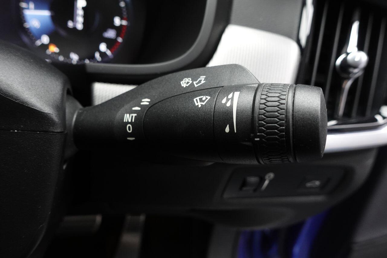 Volvo S90 - Image 42