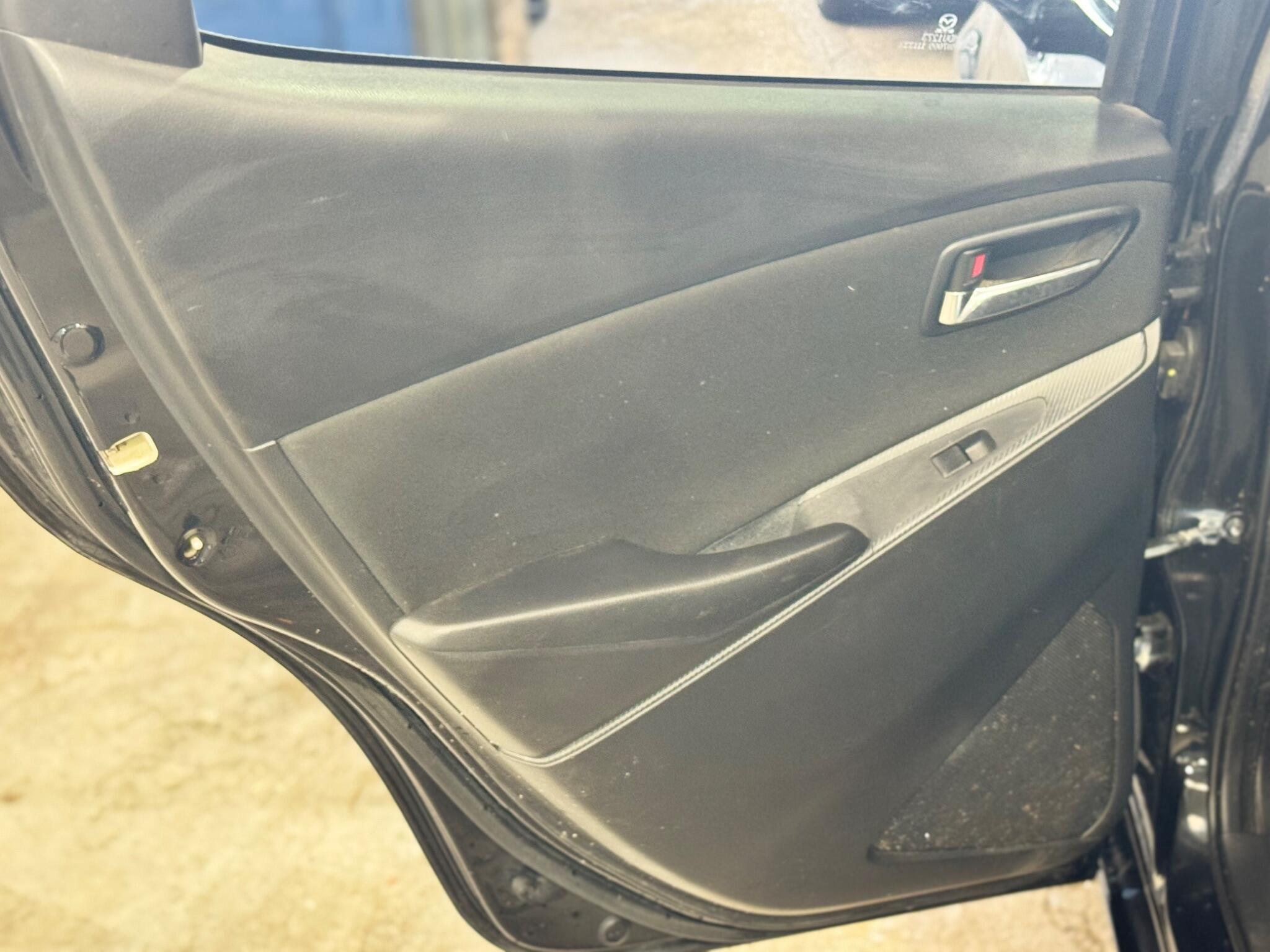 Mazda MAZDA2 - Image 22