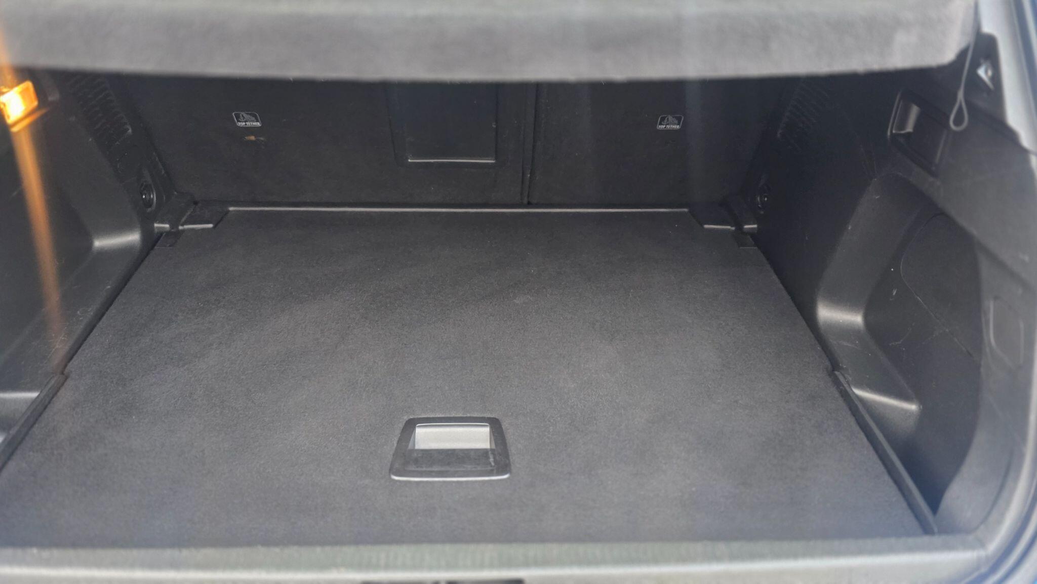 Vauxhall Grandland X - Image 45