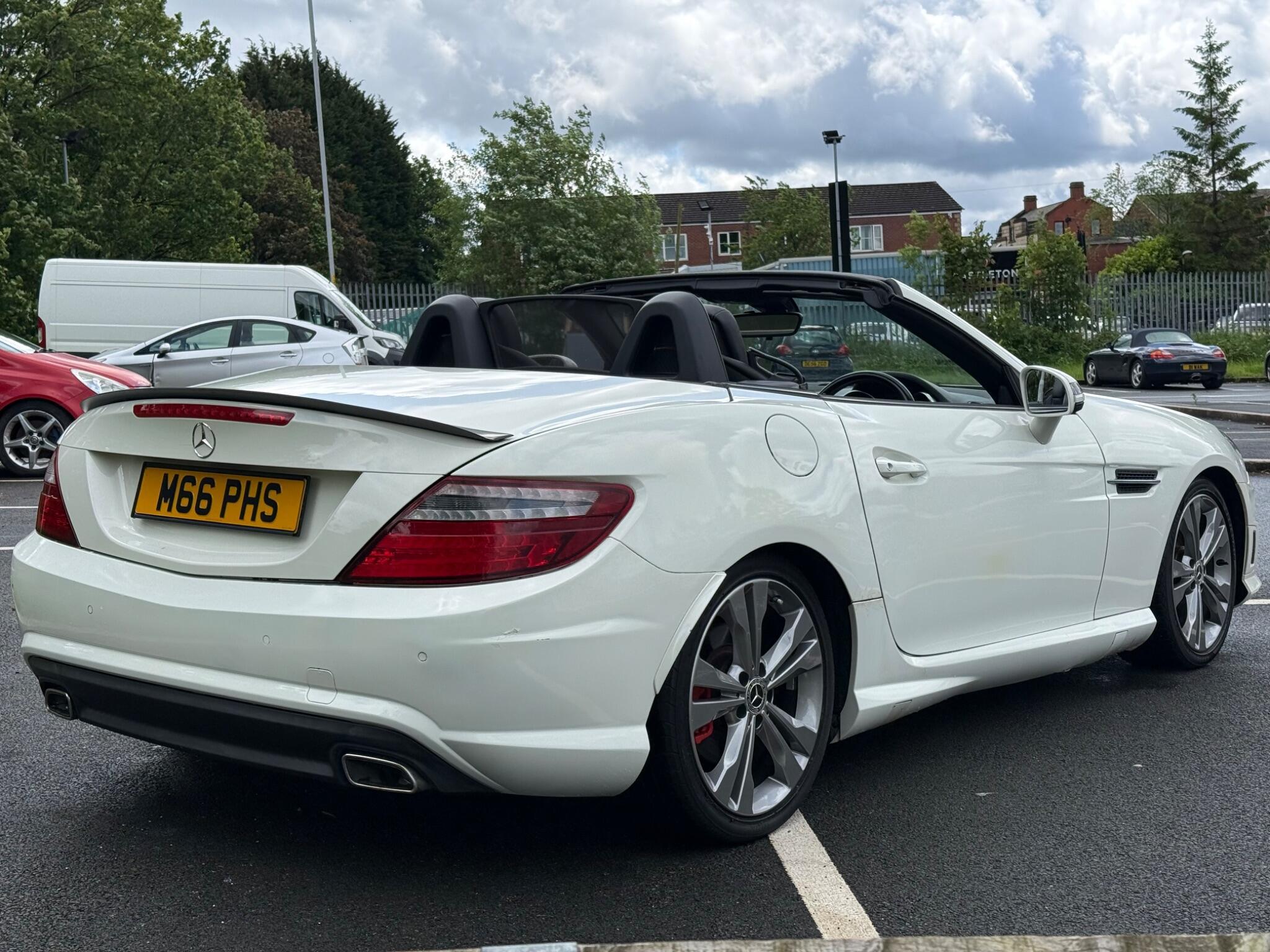 Mercedes SLK - Image 10