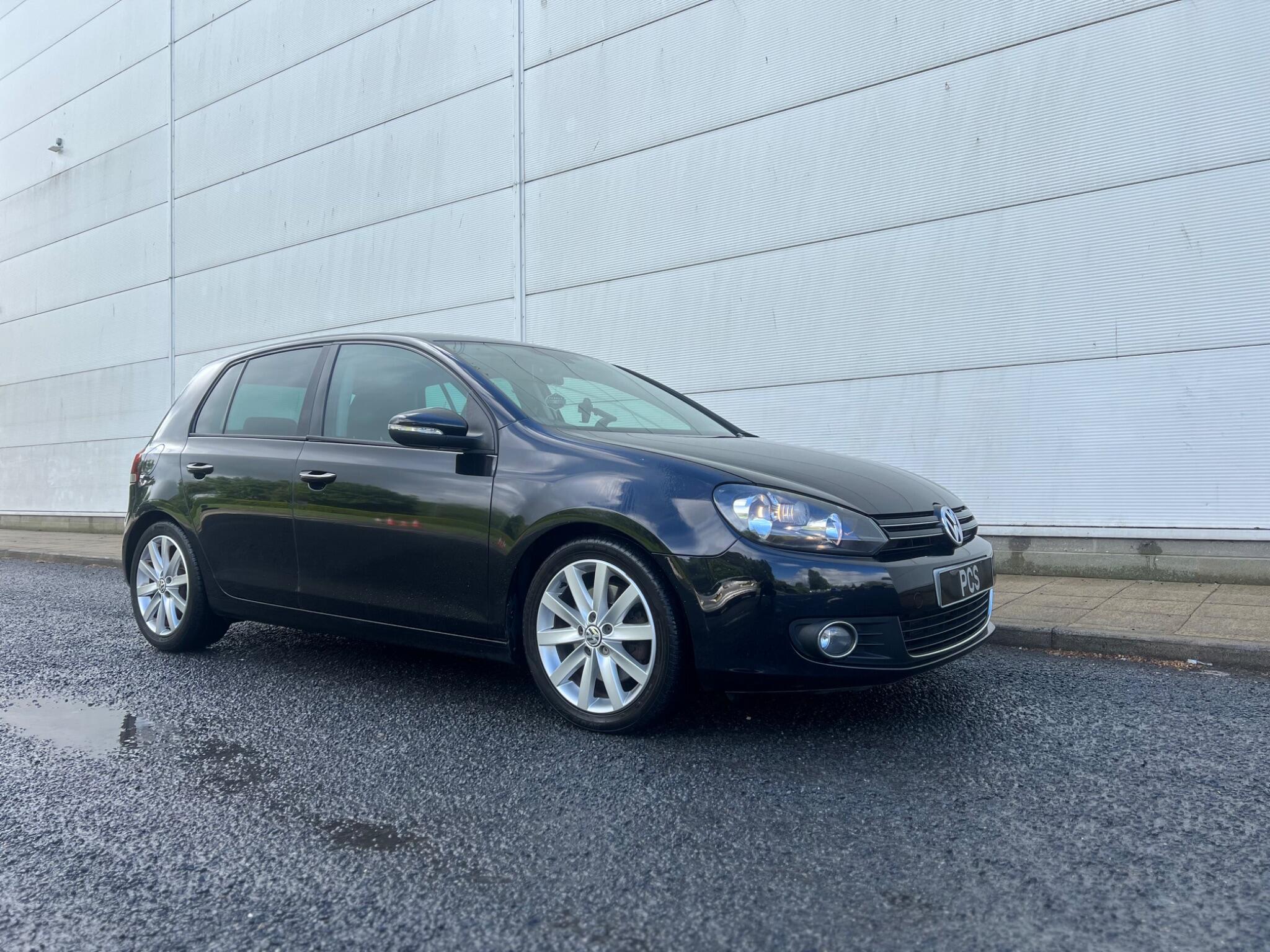 Volkswagen Golf - Image 30