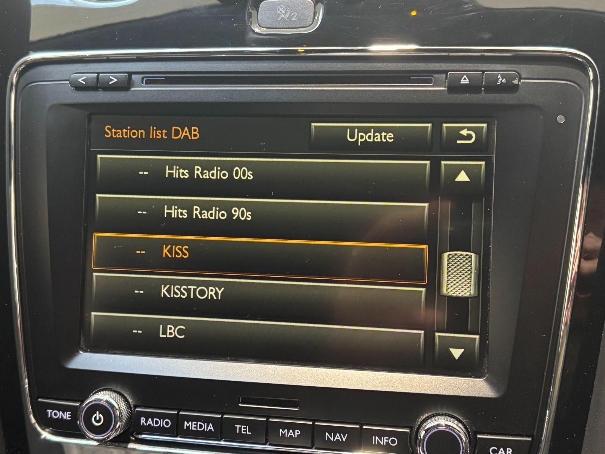 Bentley Flying Spur - Image 66