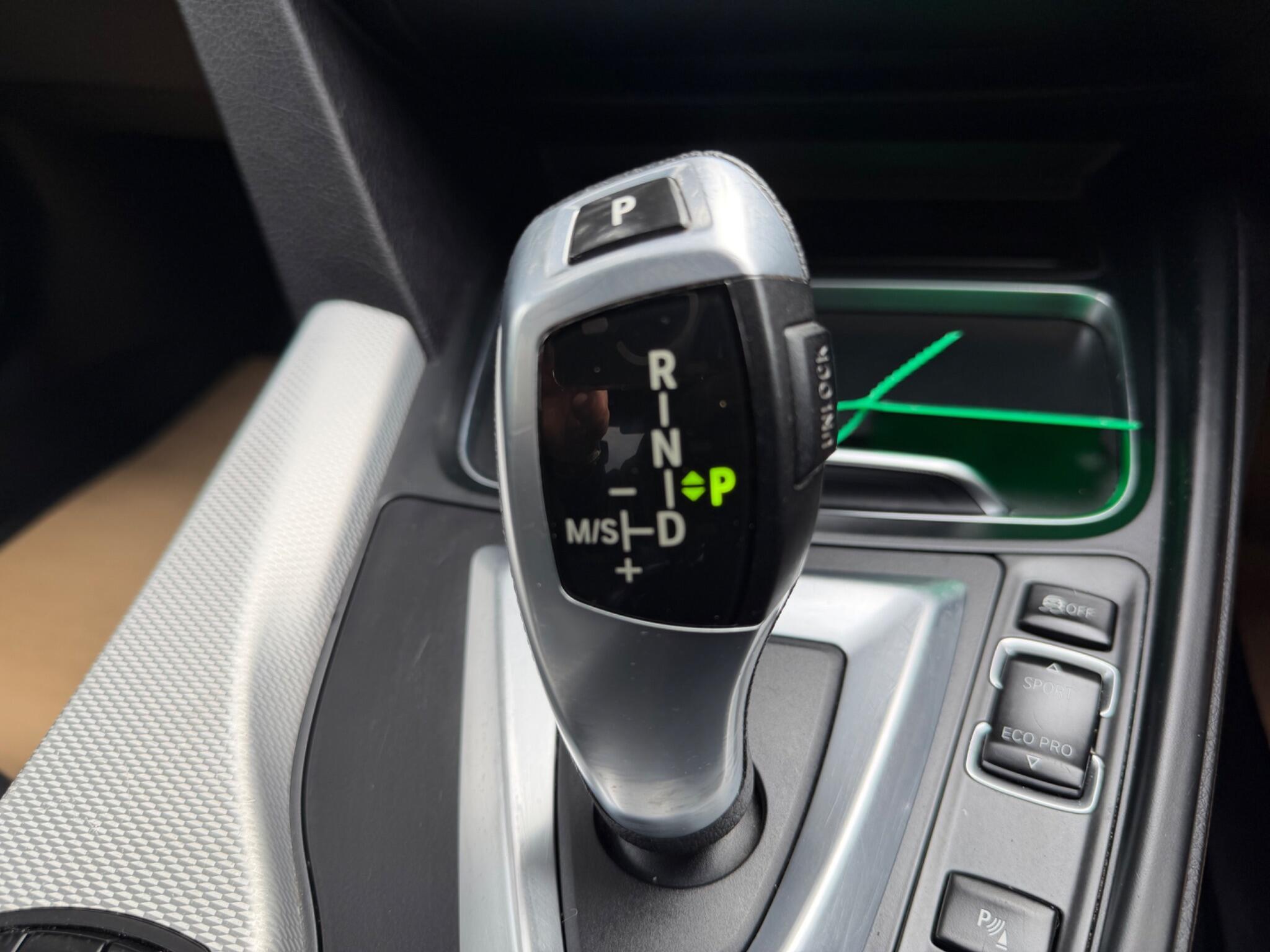 BMW 3 Series - Image 18