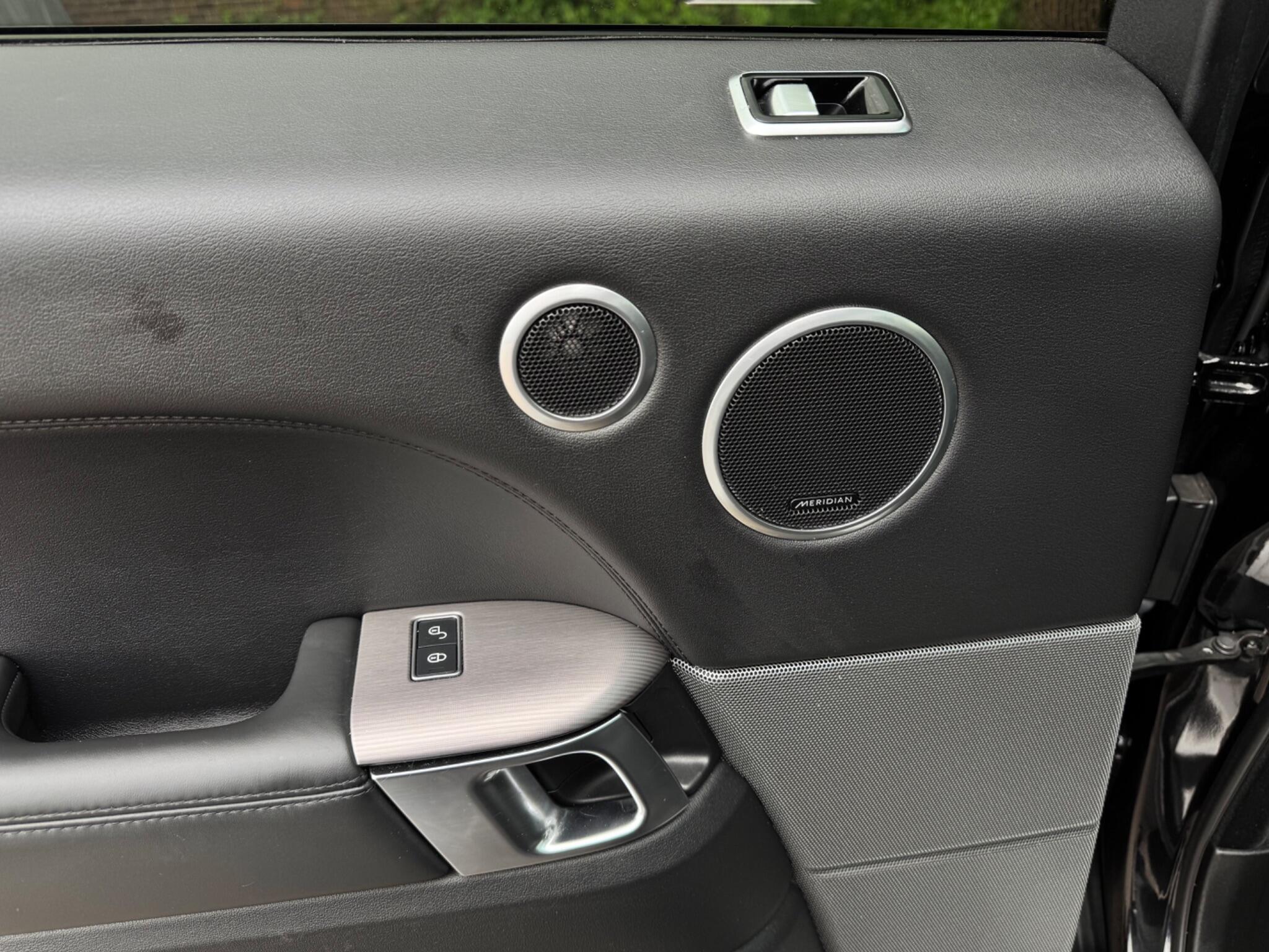 Land Rover RANGE ROVER SPORT - Image 32