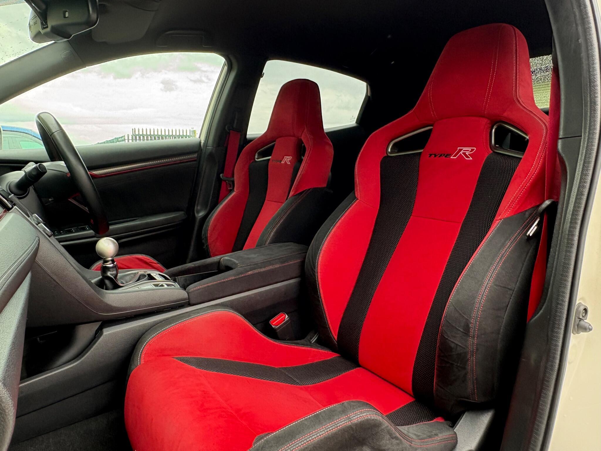 Honda Civic - Image 16