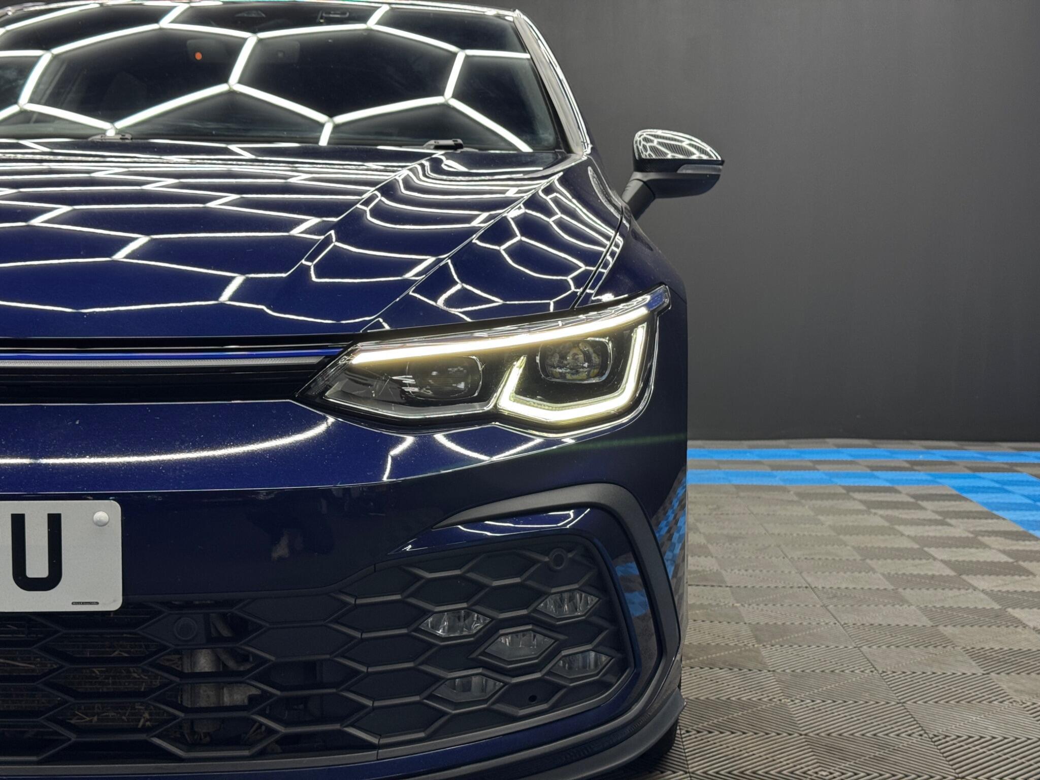 Volkswagen Golf - Image 45