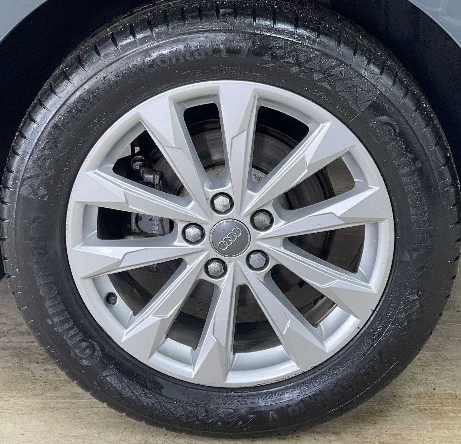 Audi Q3 - Image 14