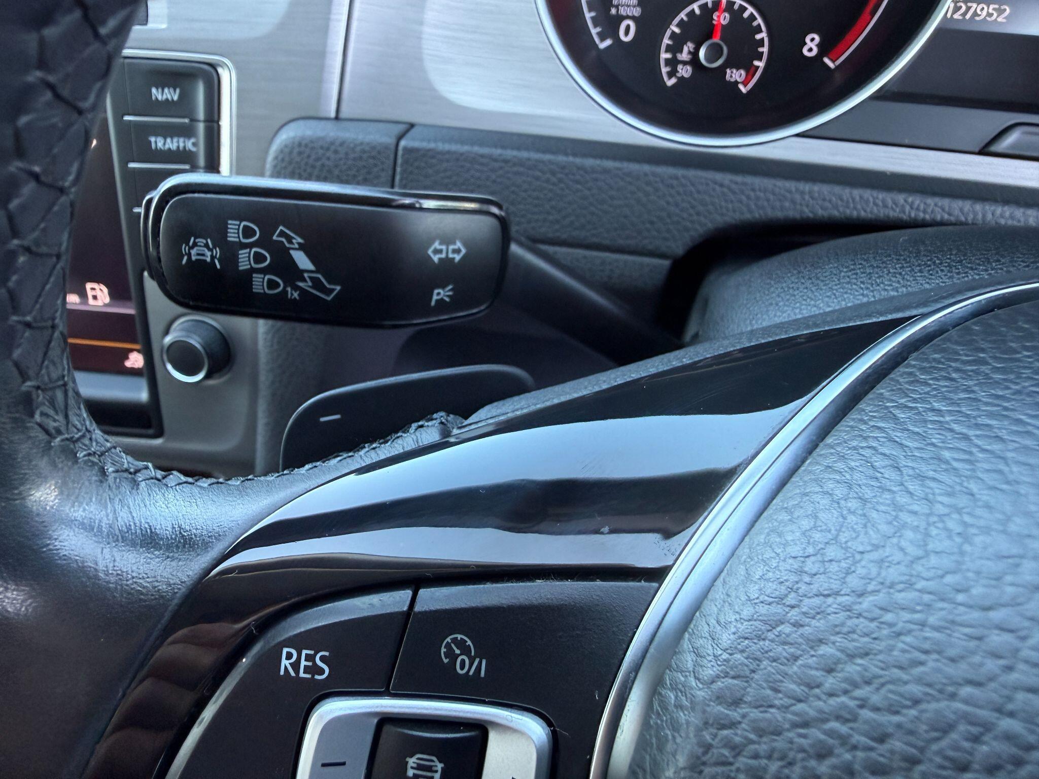Volkswagen Golf - Image 54