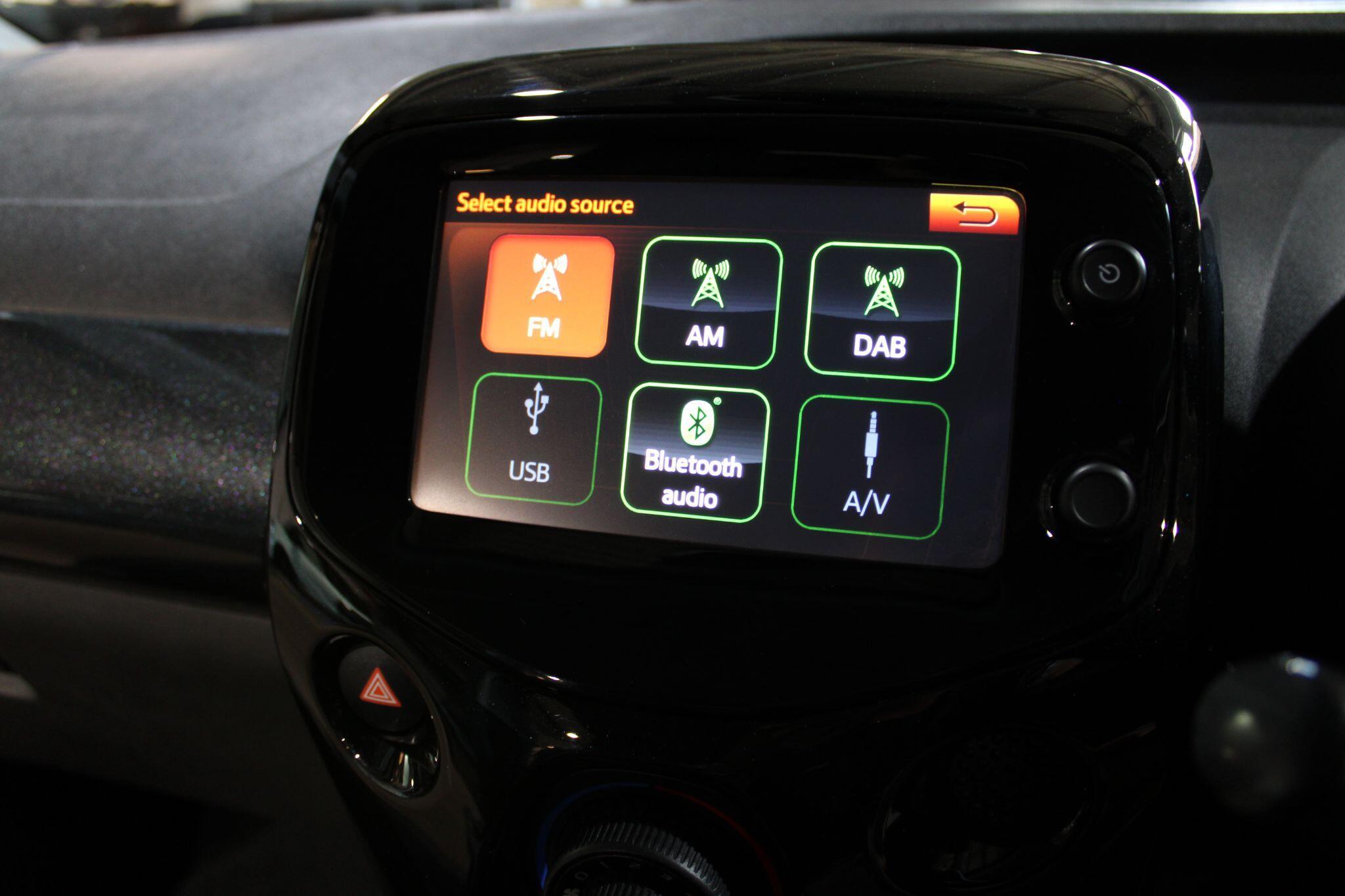 Toyota Aygo - Image 13