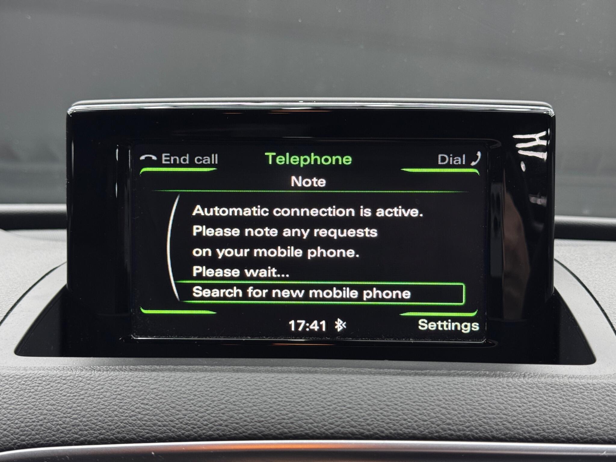 Audi Q3 - Image 32