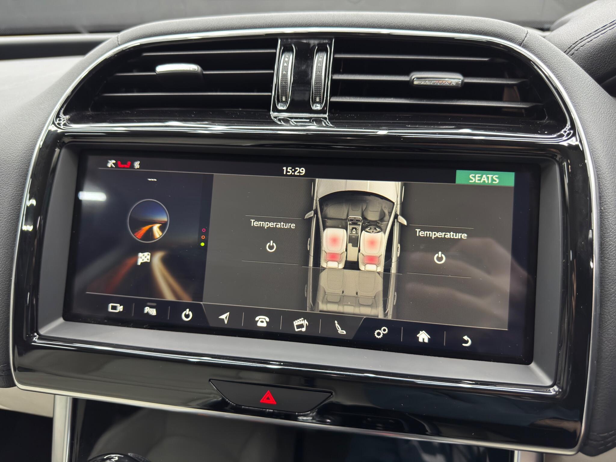 Jaguar XE - Image 34