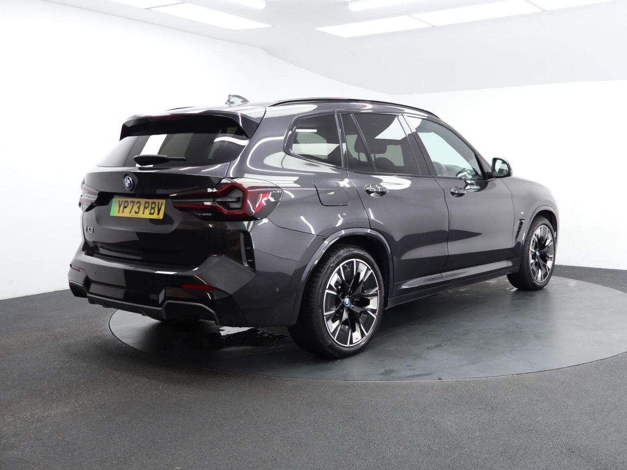 BMW iX3 - Image 14
