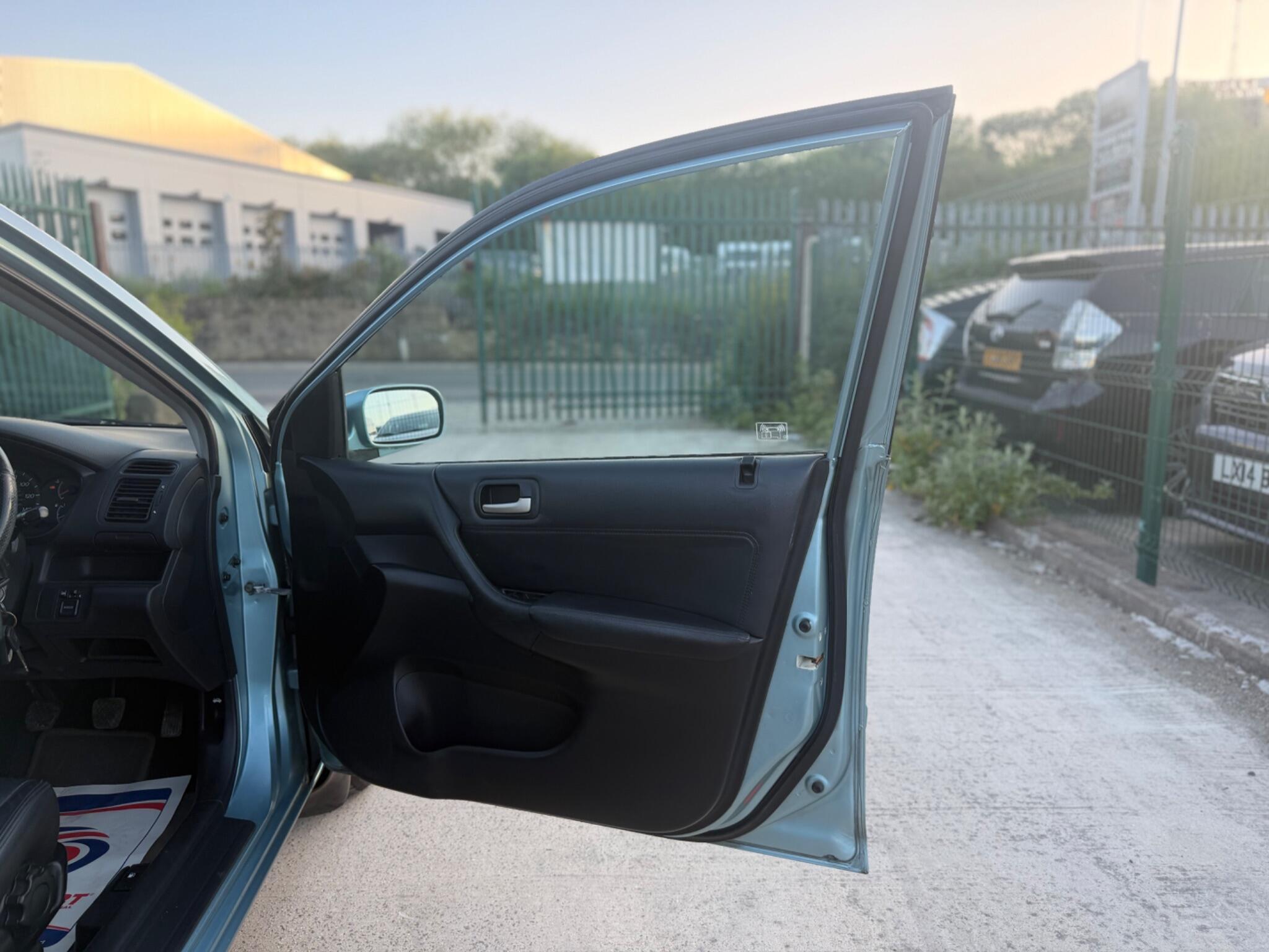 Honda Civic - Image 17