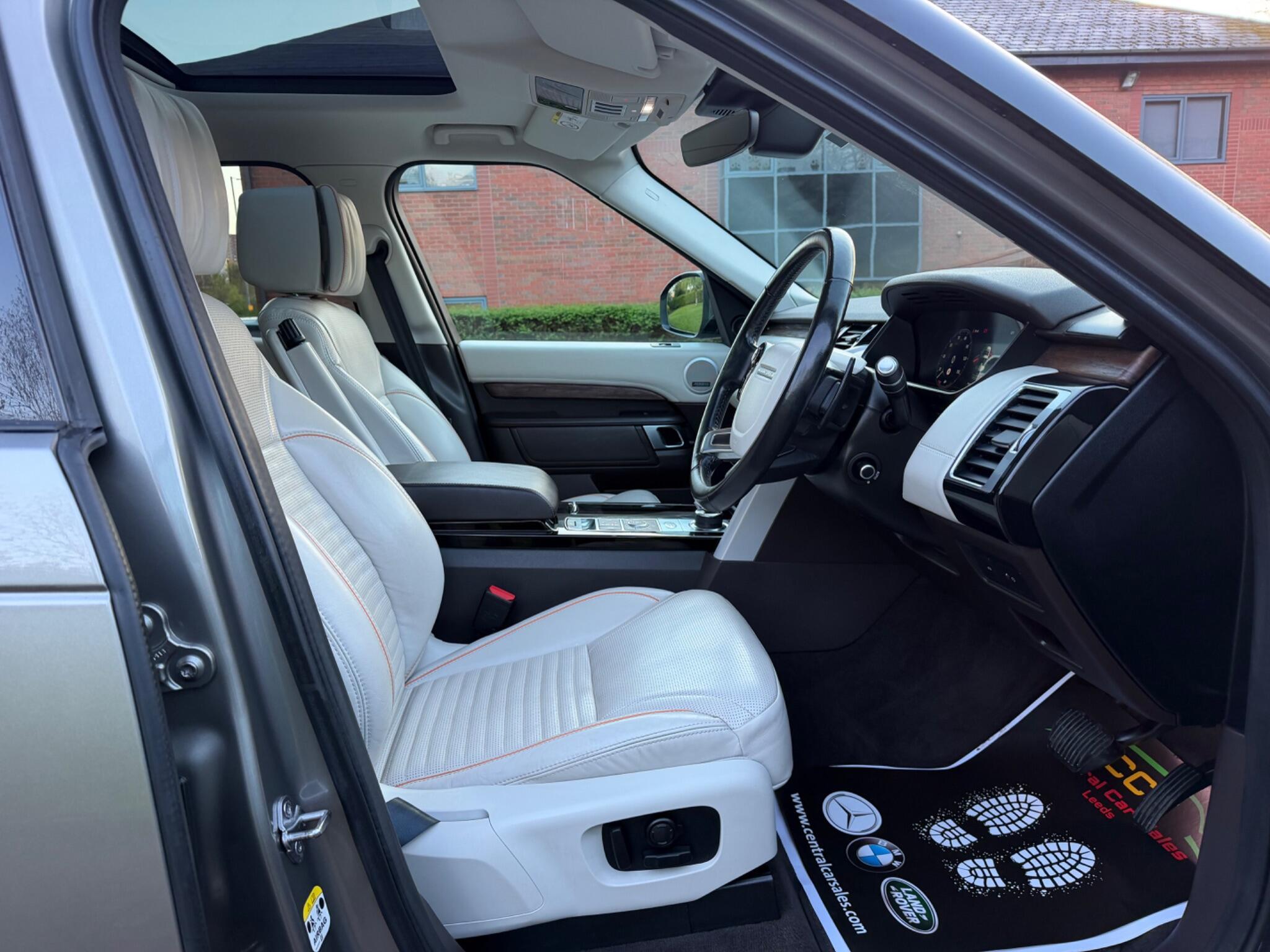 Land Rover Discovery - Image 37