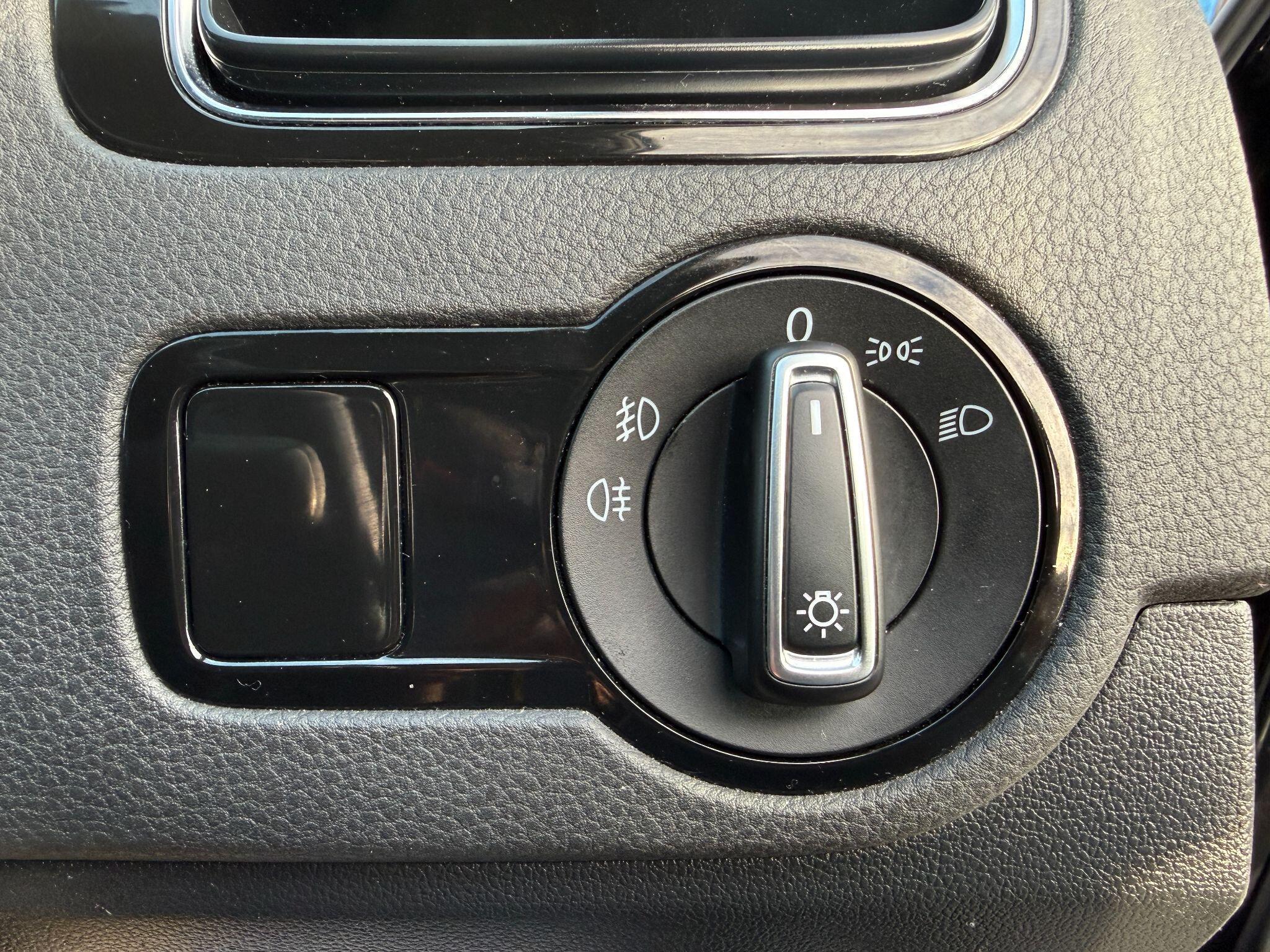 Volkswagen Polo - Image 53