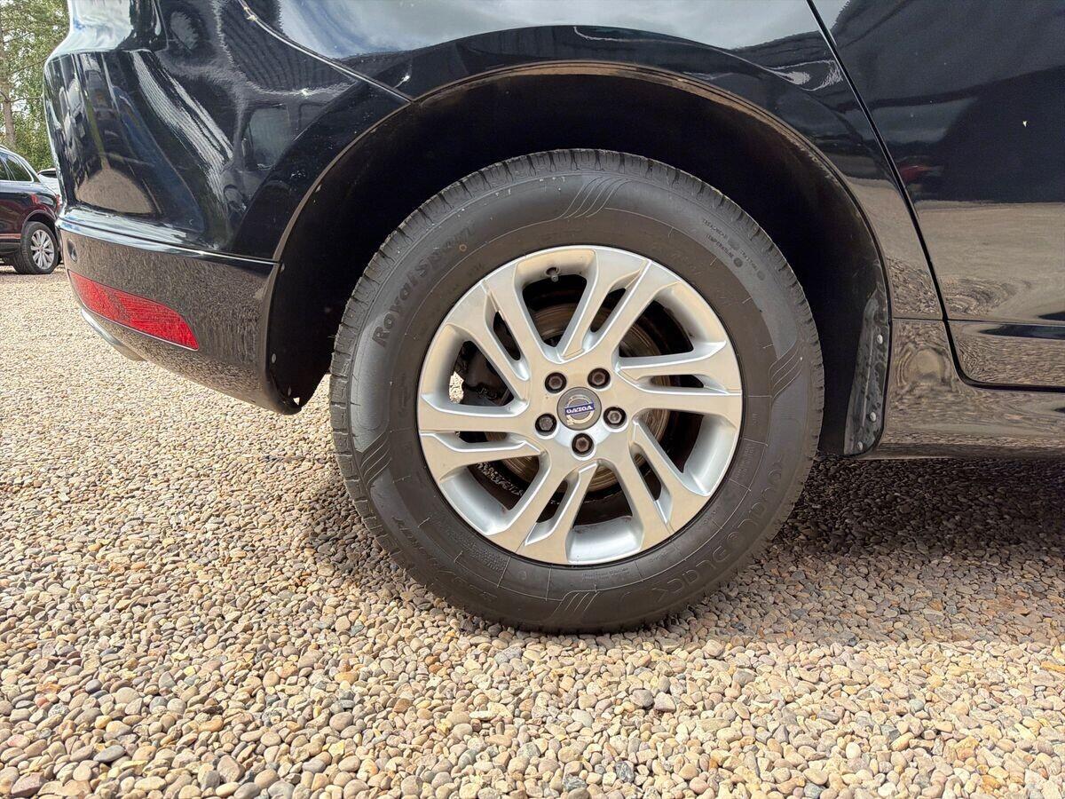 Volvo XC60 - Image 13