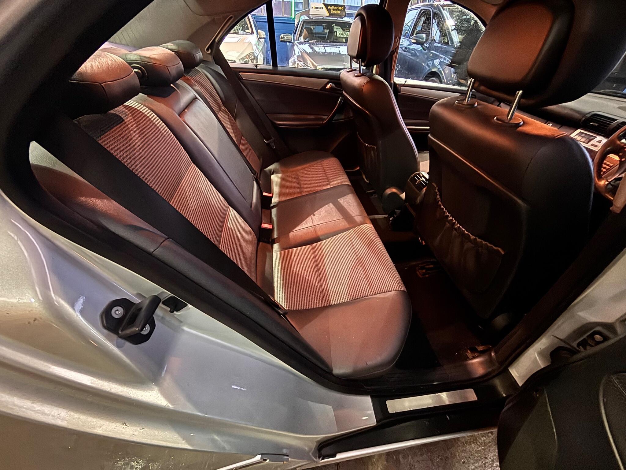 Mercedes C Class - Image 18