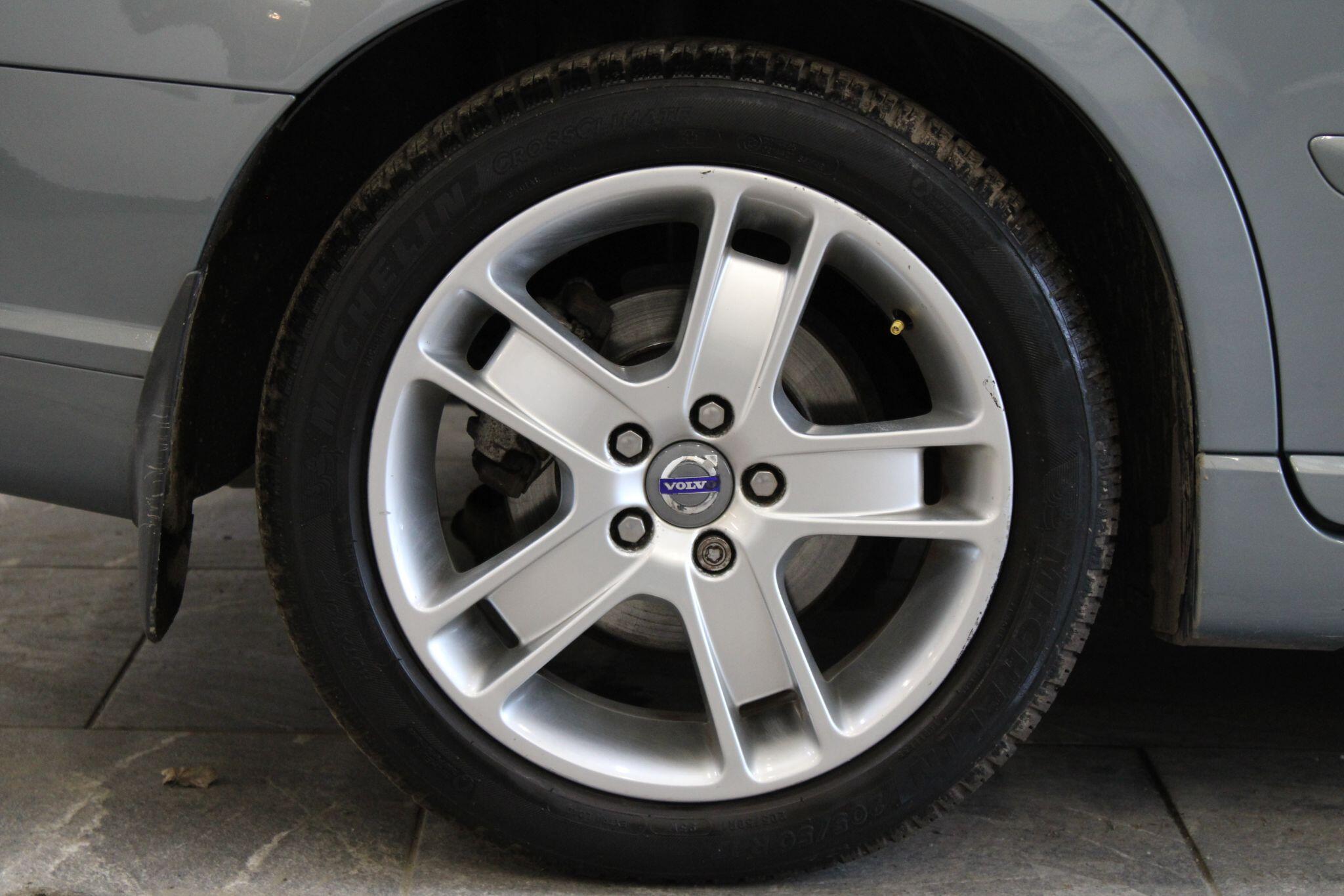 Volvo V50 - Image 10