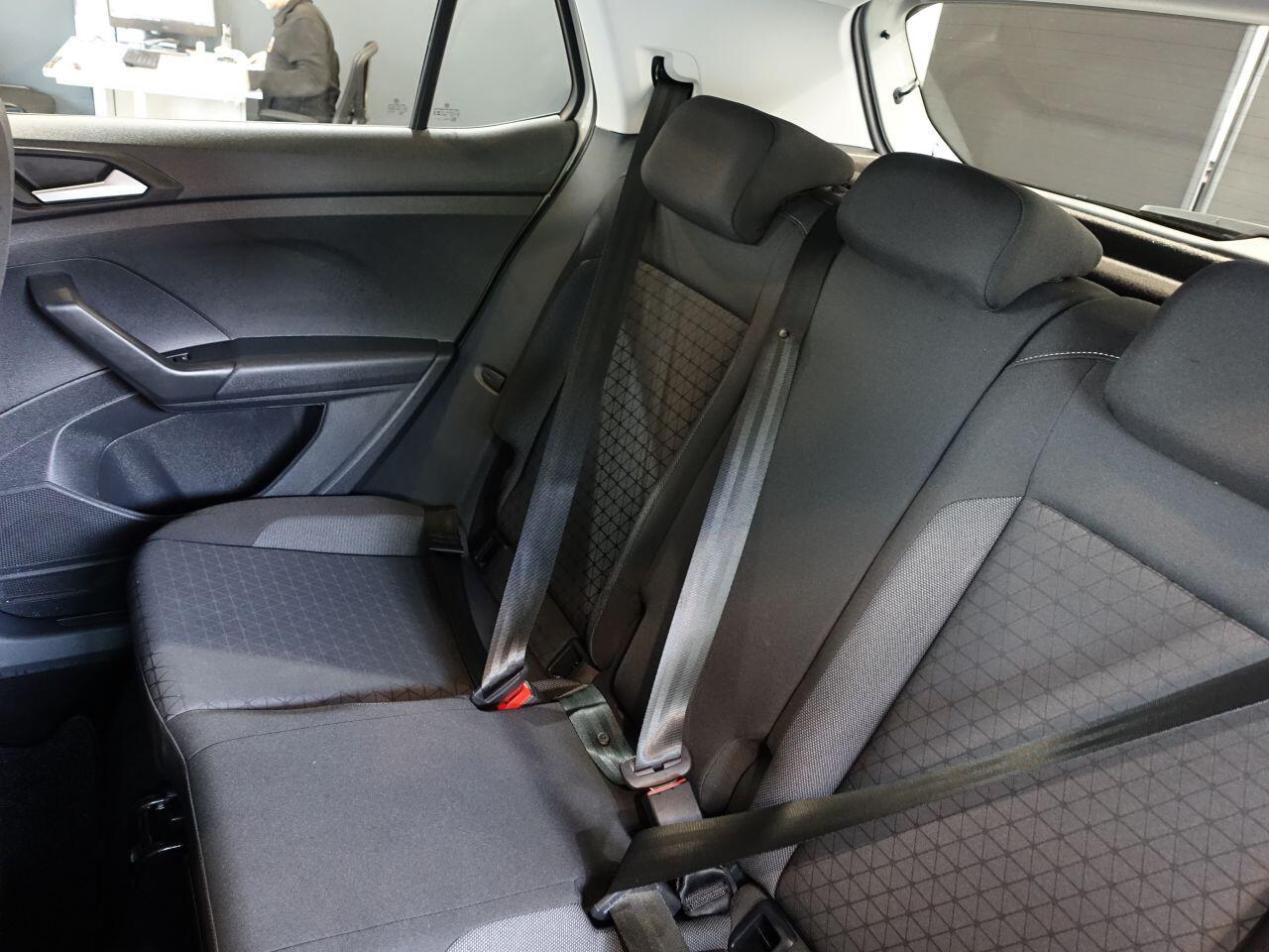Volkswagen T-Cross - Image 17