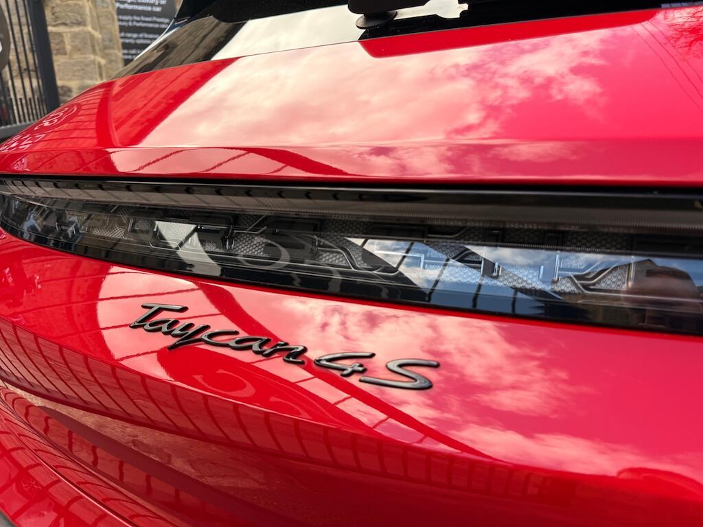 Porsche Taycan - Image 30