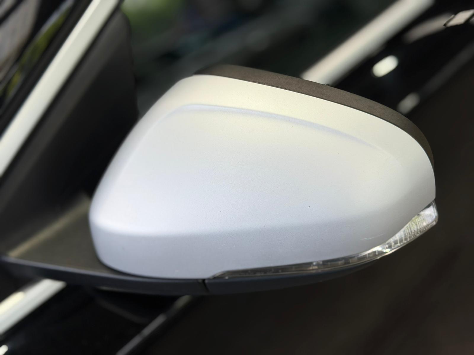 Volvo V40 - Image 36
