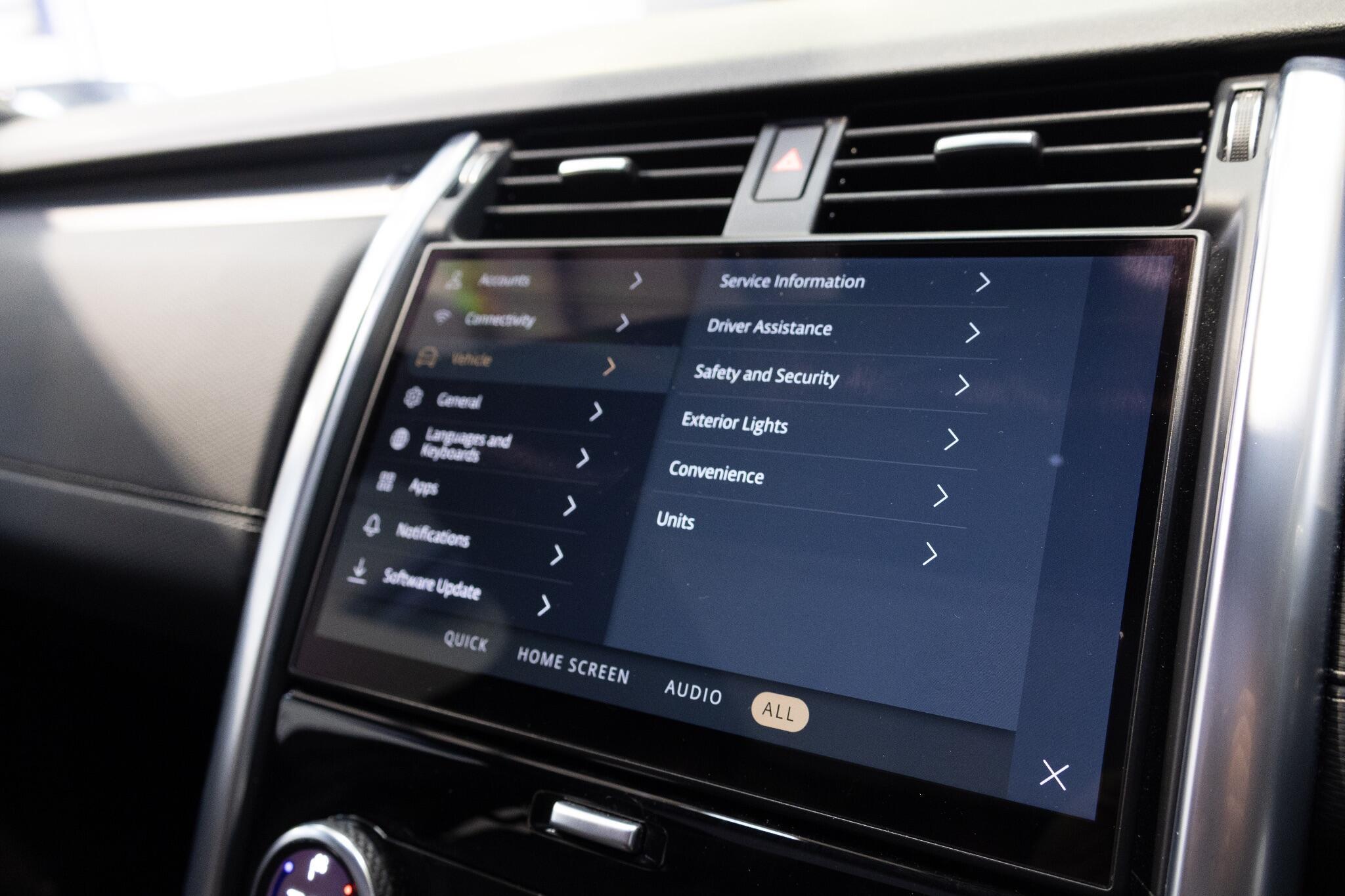 Land Rover Discovery - Image 28