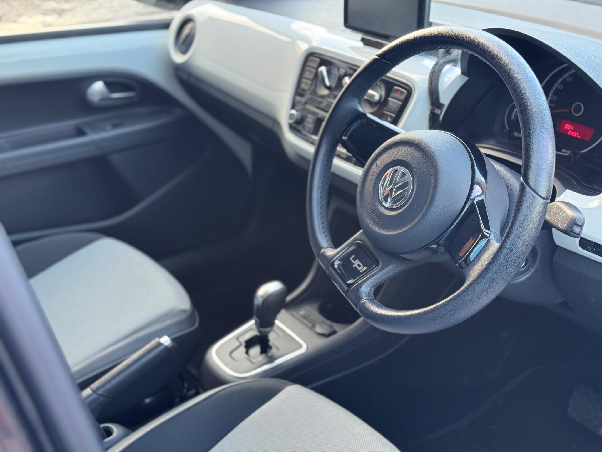 Volkswagen up! - Image 16