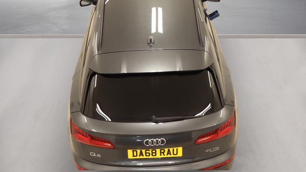 Audi Q5 - Image 10