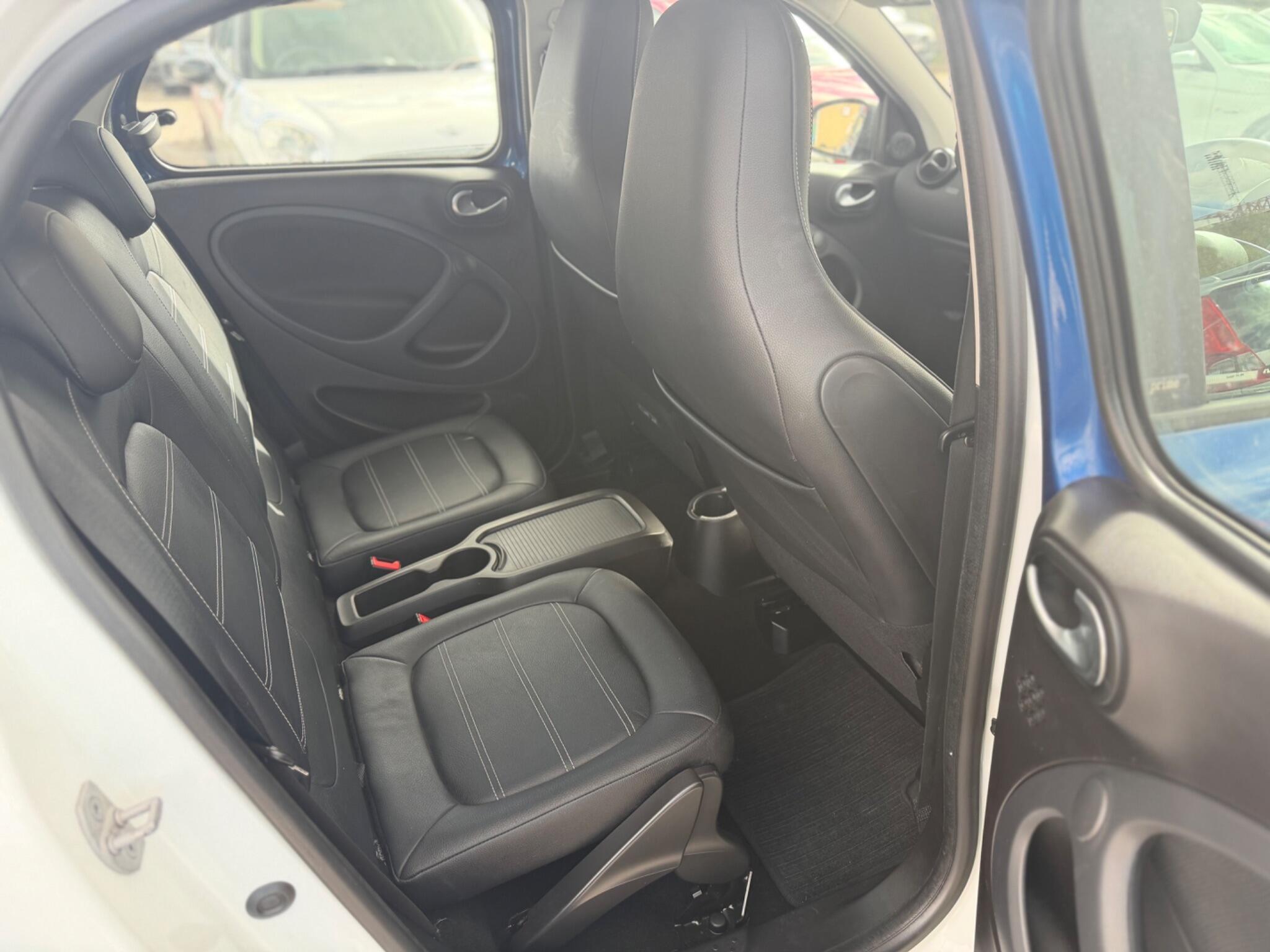 Smart Forfour - Image 16