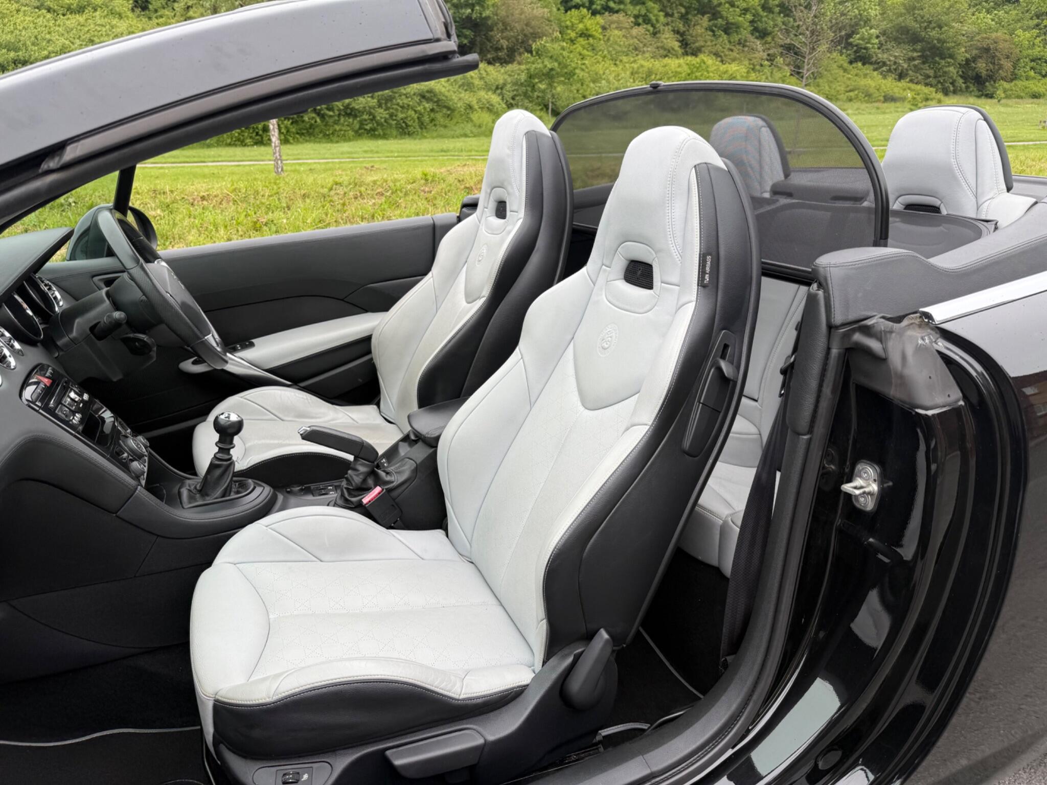 Peugeot 308 CC - Image 17