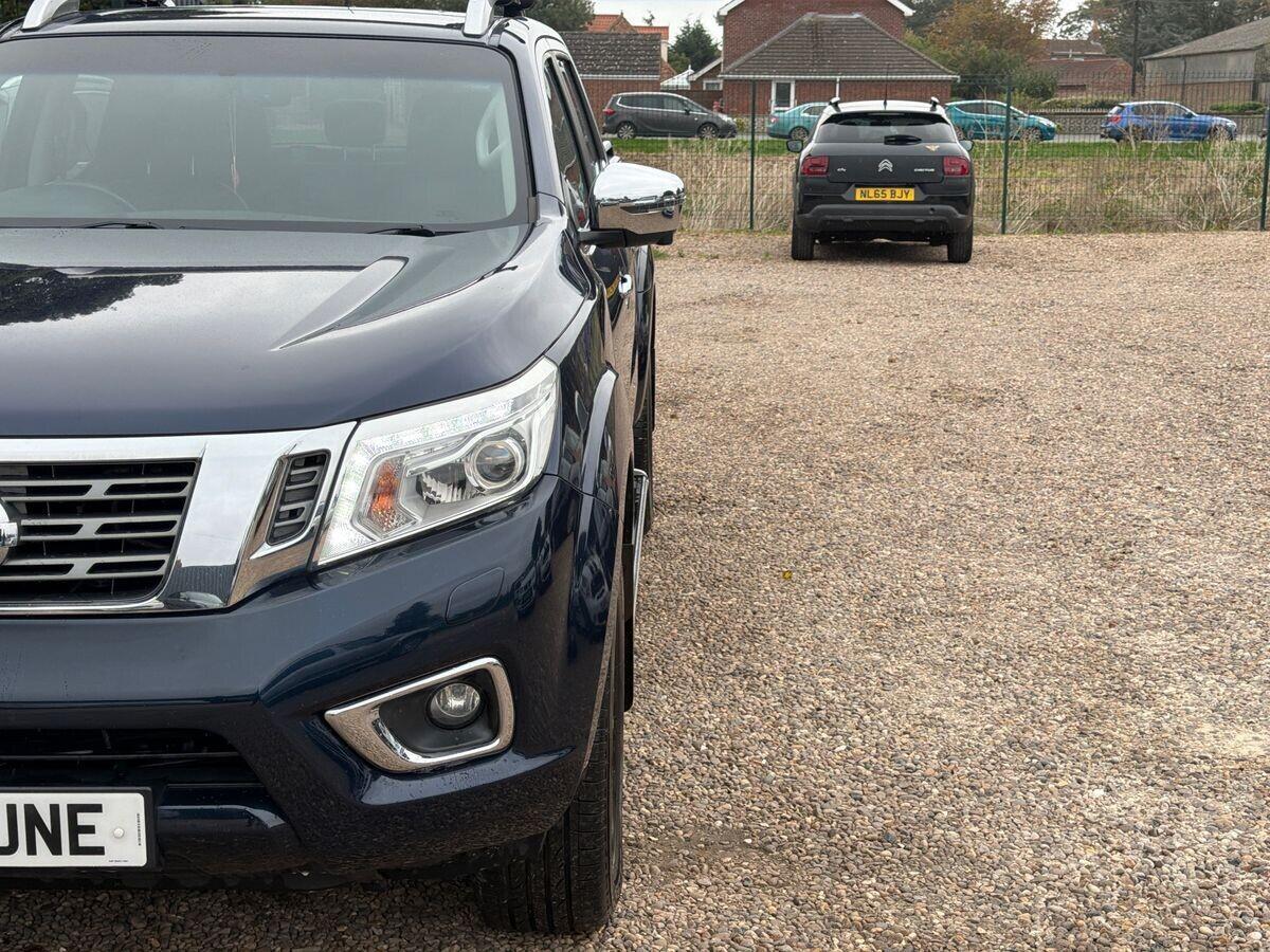 Nissan NAVARA - Image 13