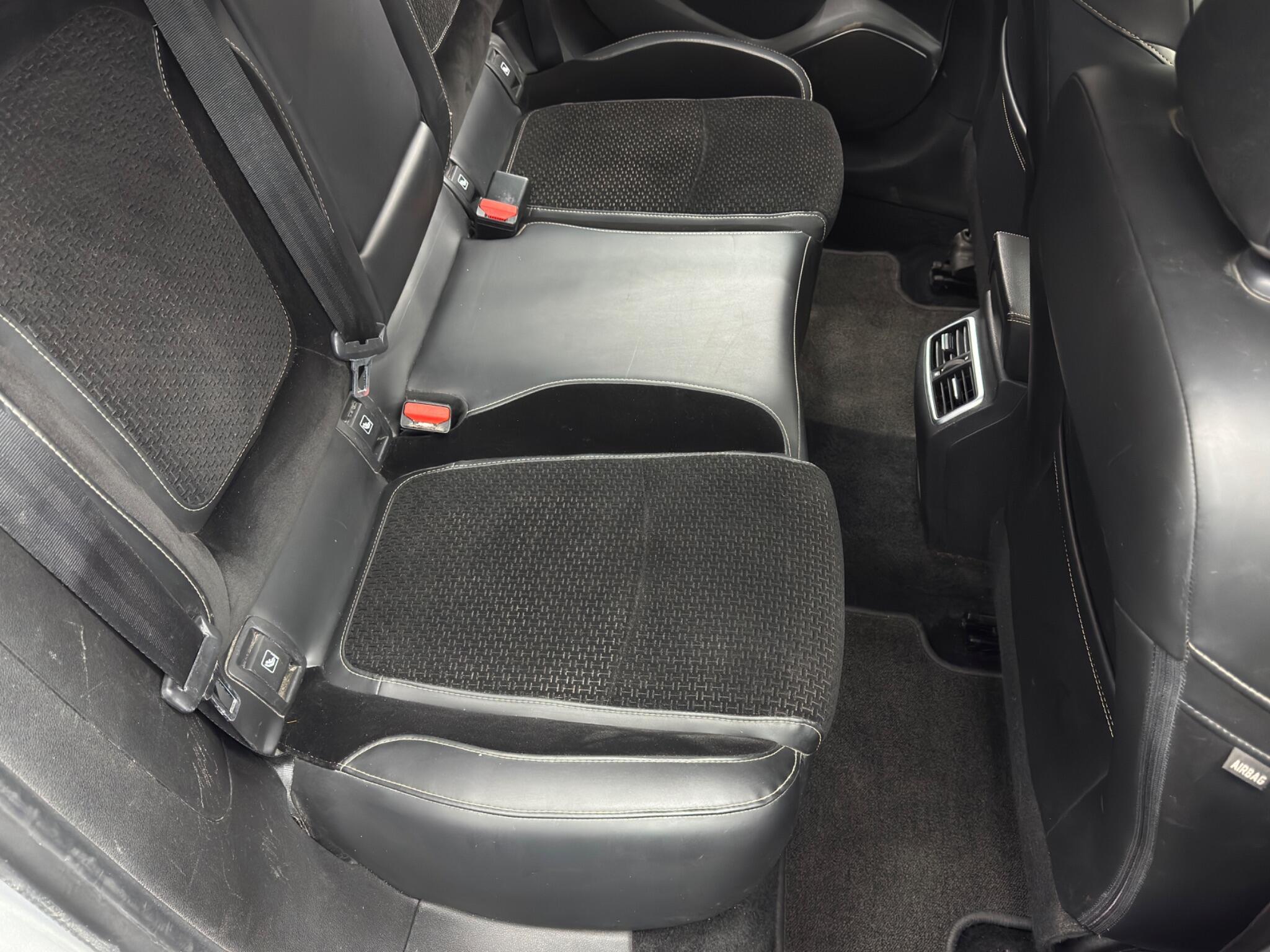 Renault Megane - Image 16