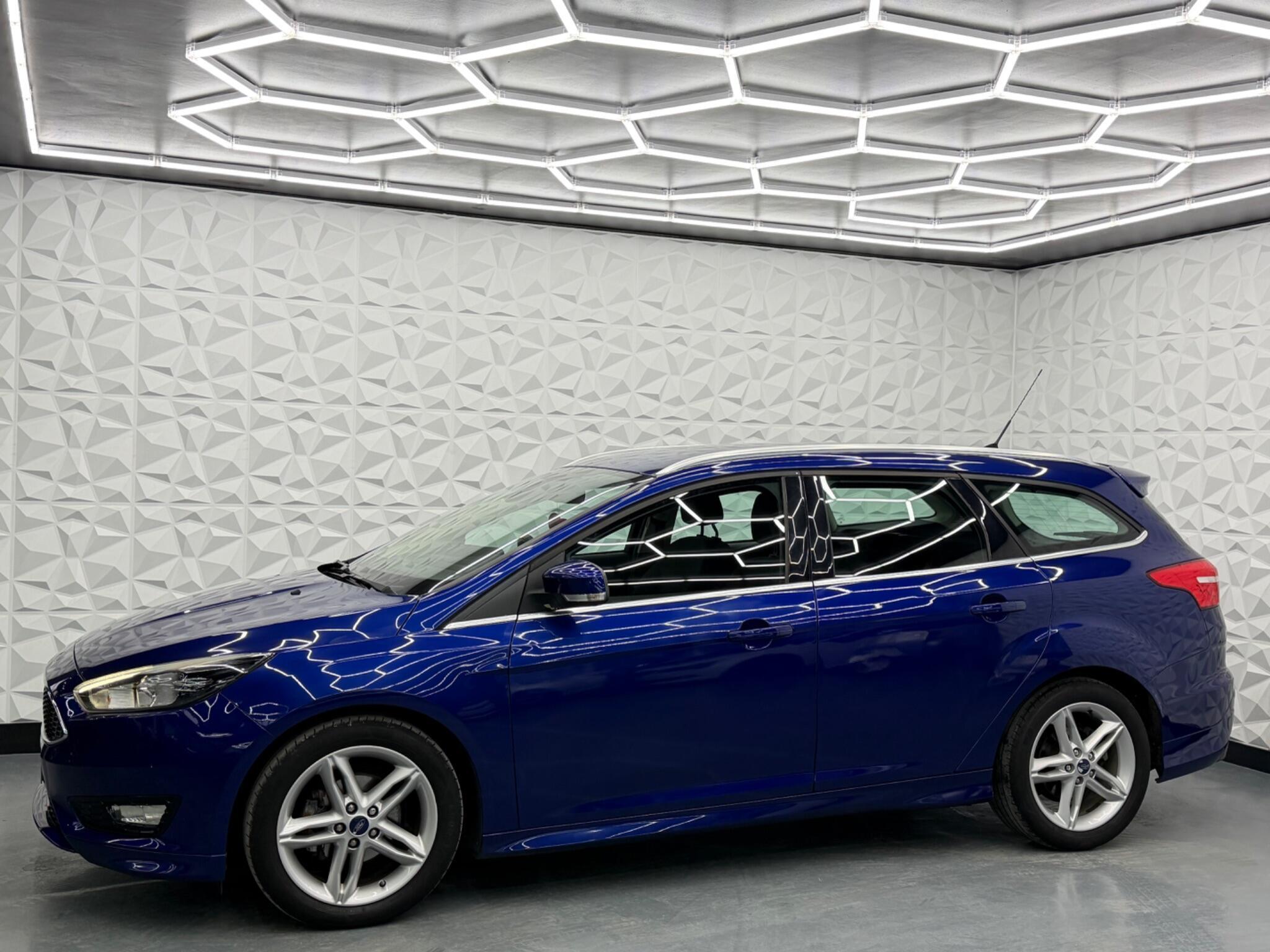Ford Focus - Image 6