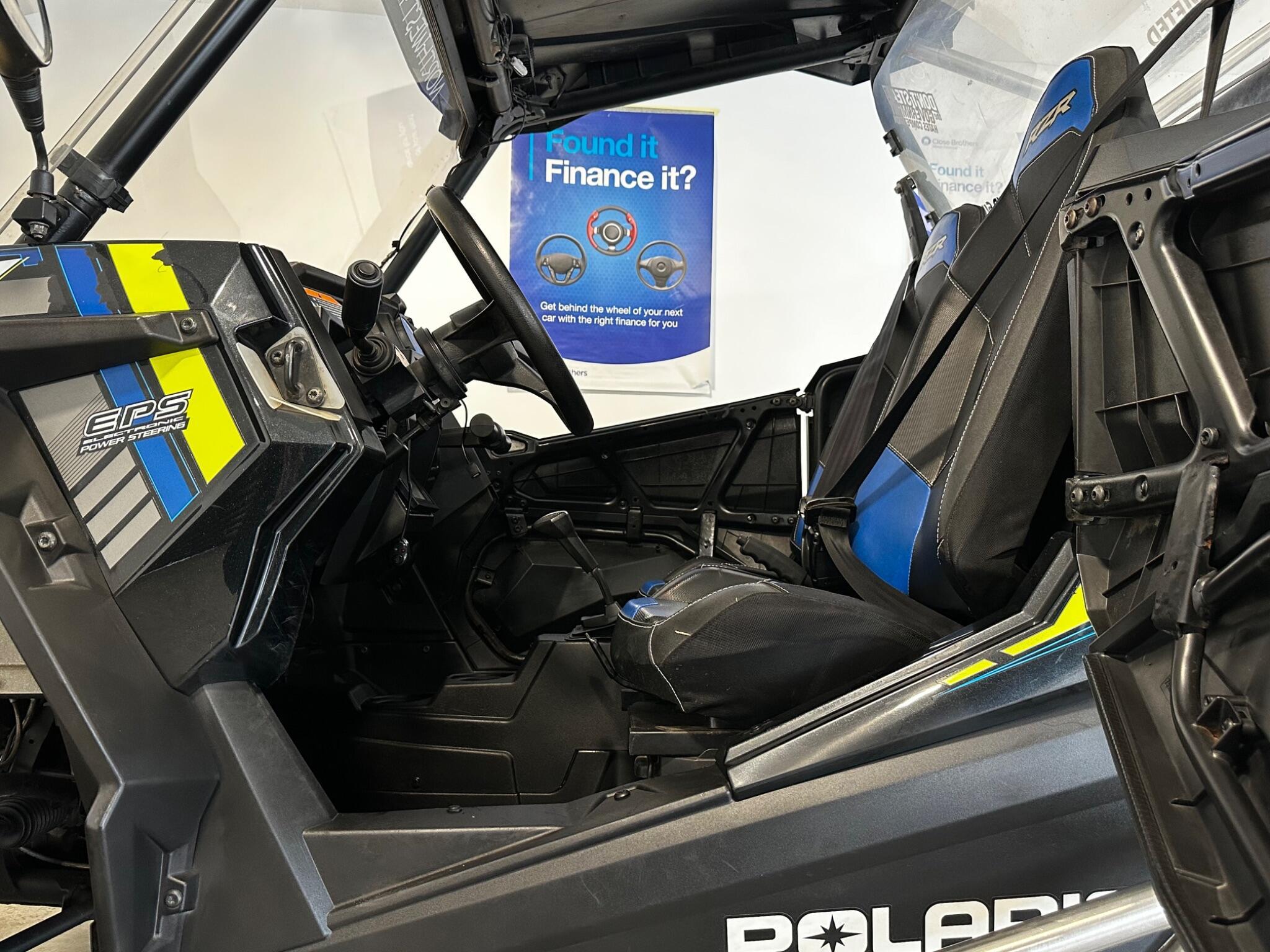 Polaris RZR-XP LE Petrol - Image 12