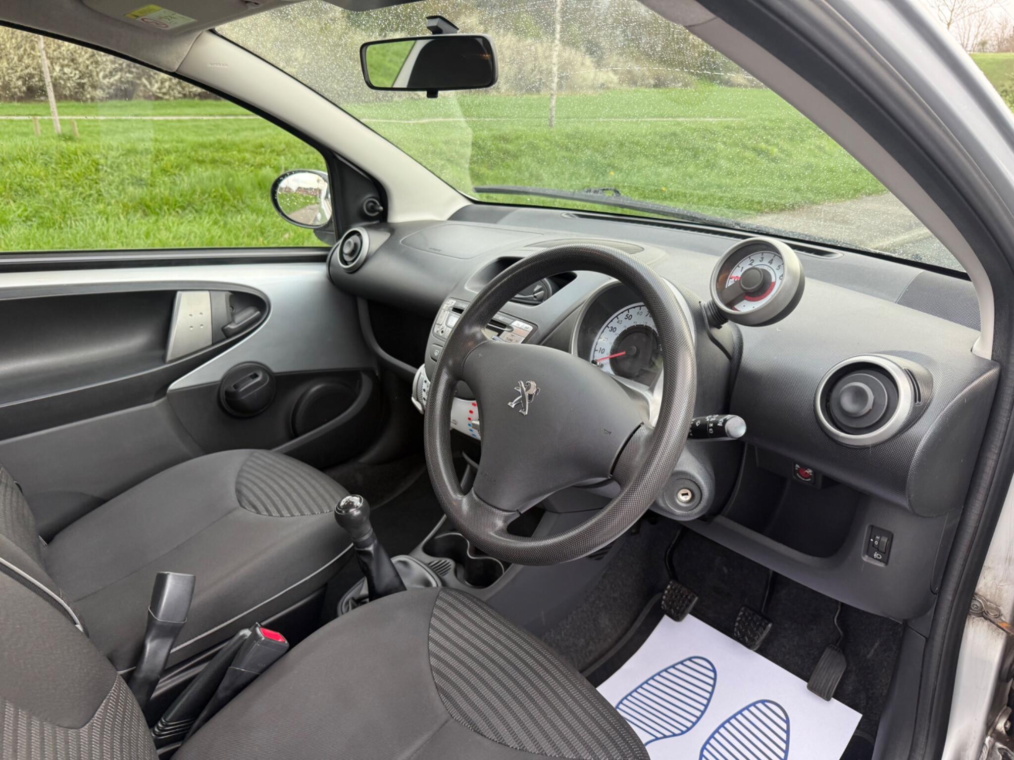 Peugeot 107 - Image 13