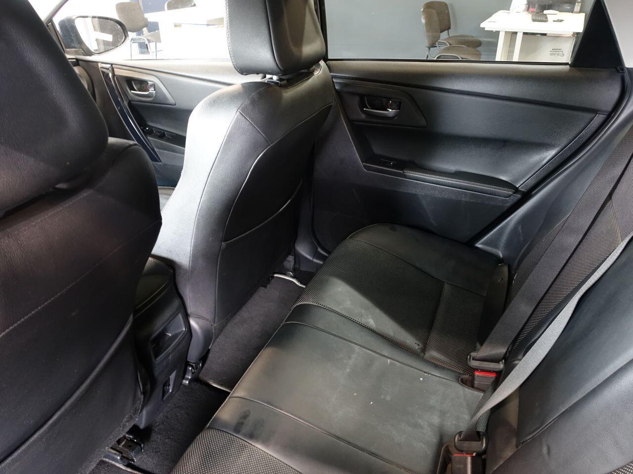 Toyota Auris - Image 16