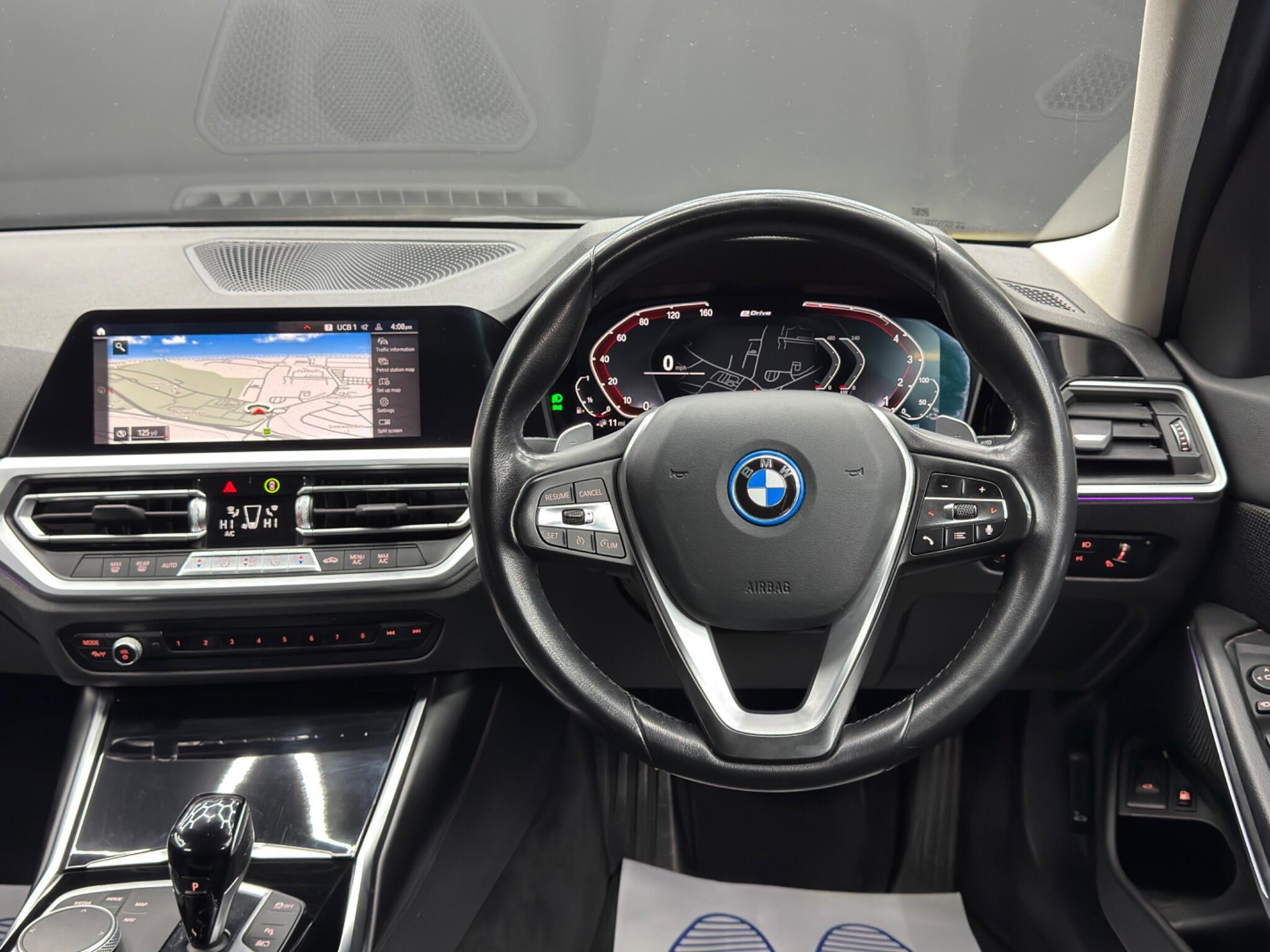 BMW 3 Series - Image 18