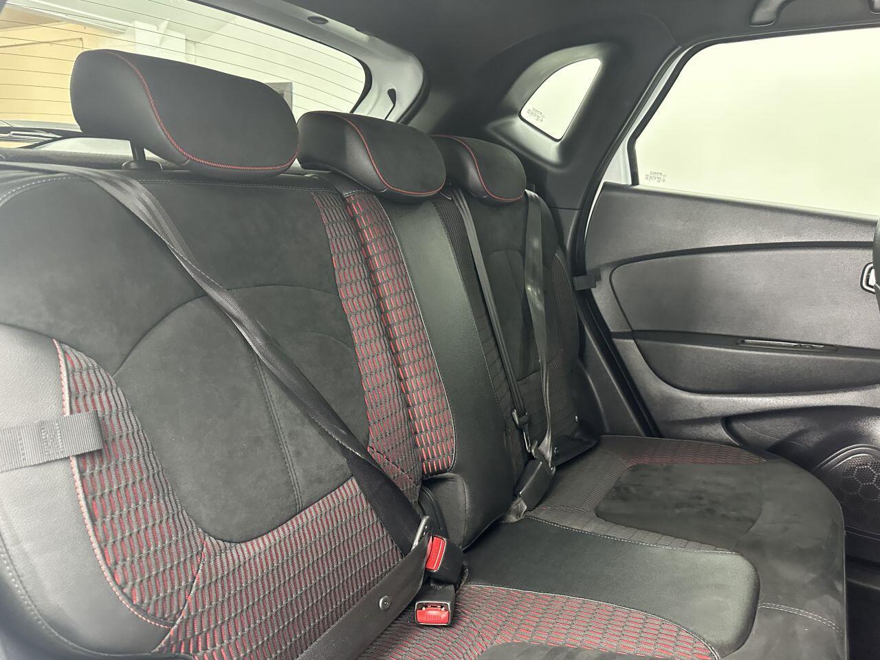 Renault Captur - Image 10