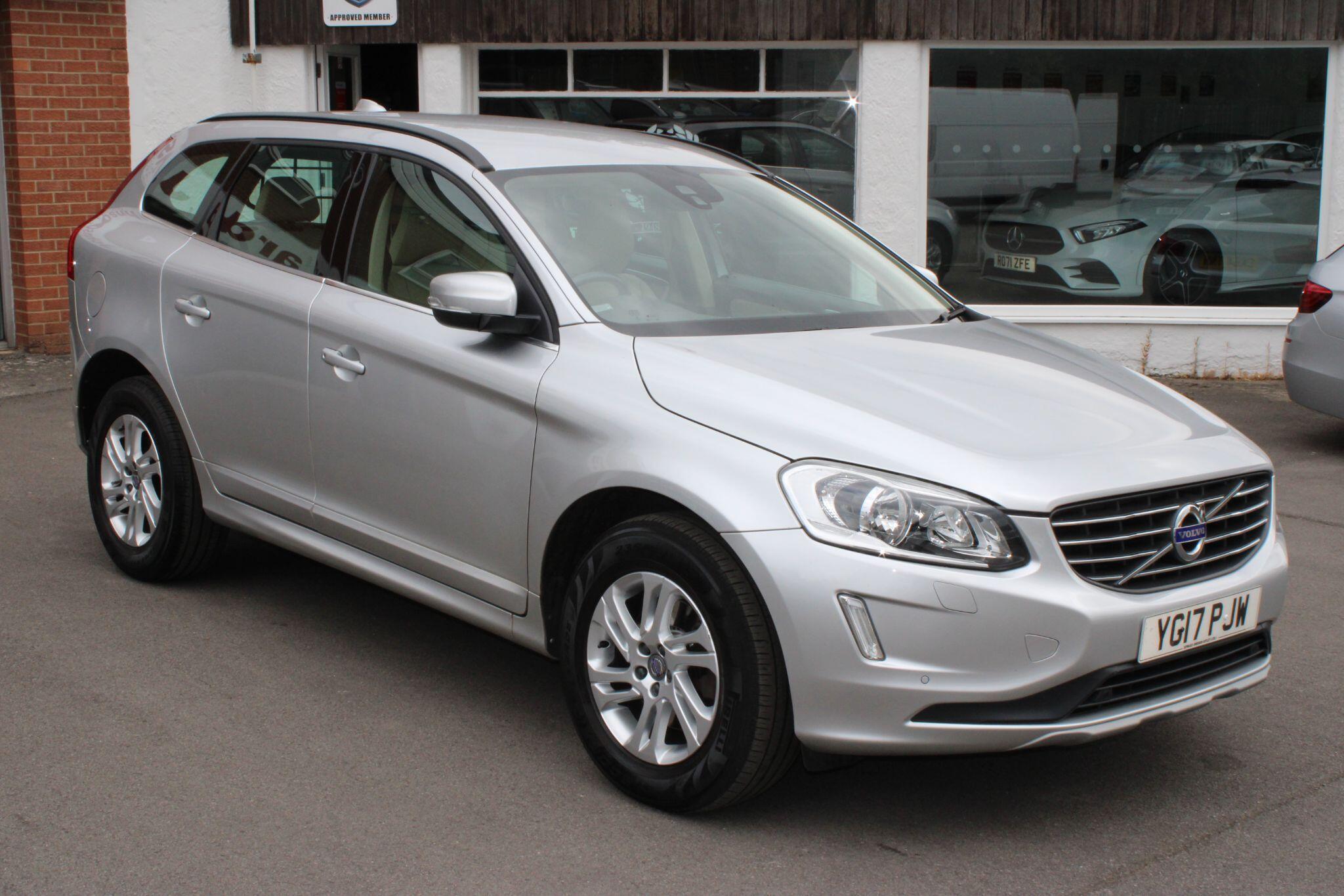 Volvo XC60 - Image 8