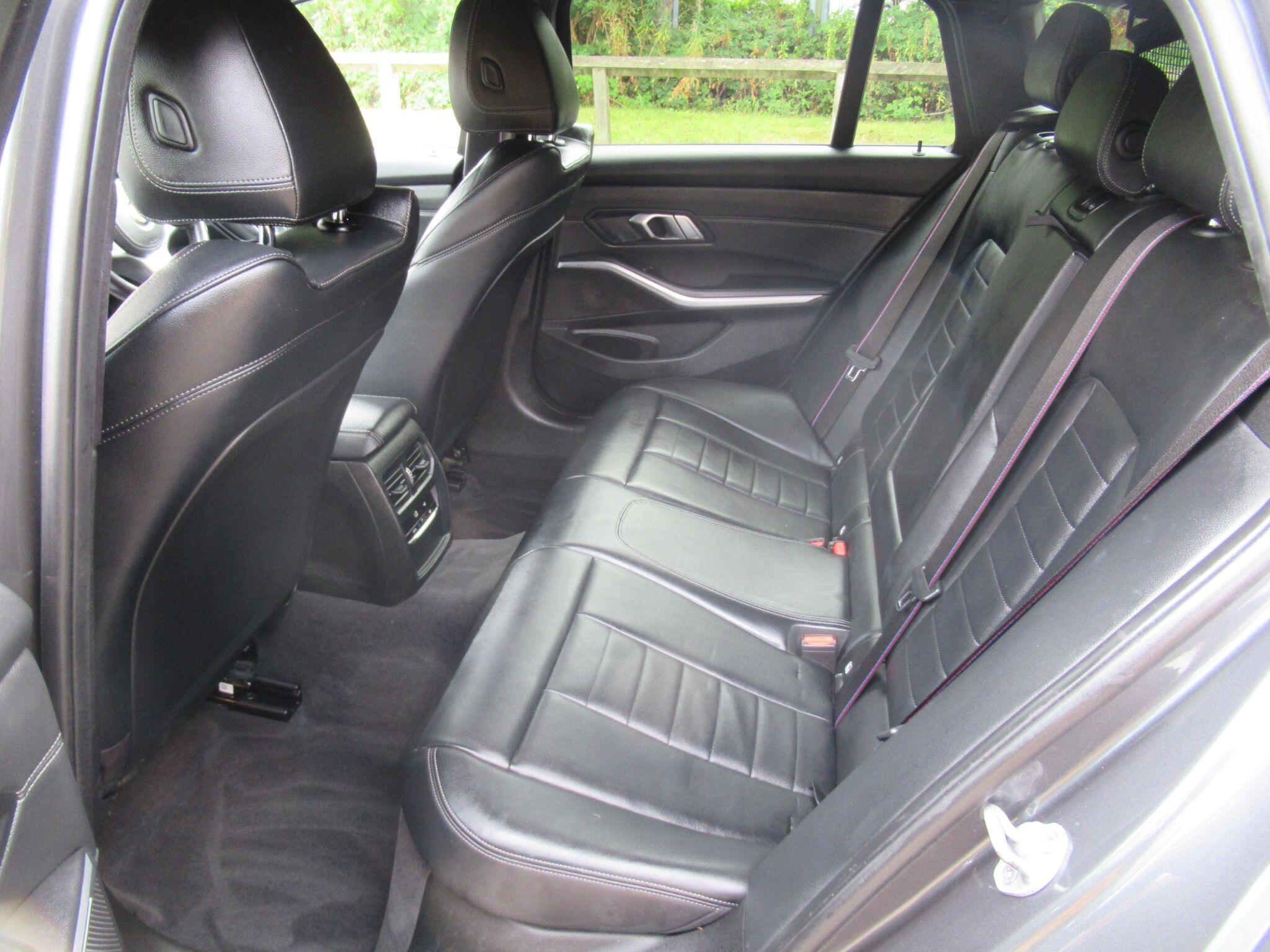 BMW 3 Series - Image 15