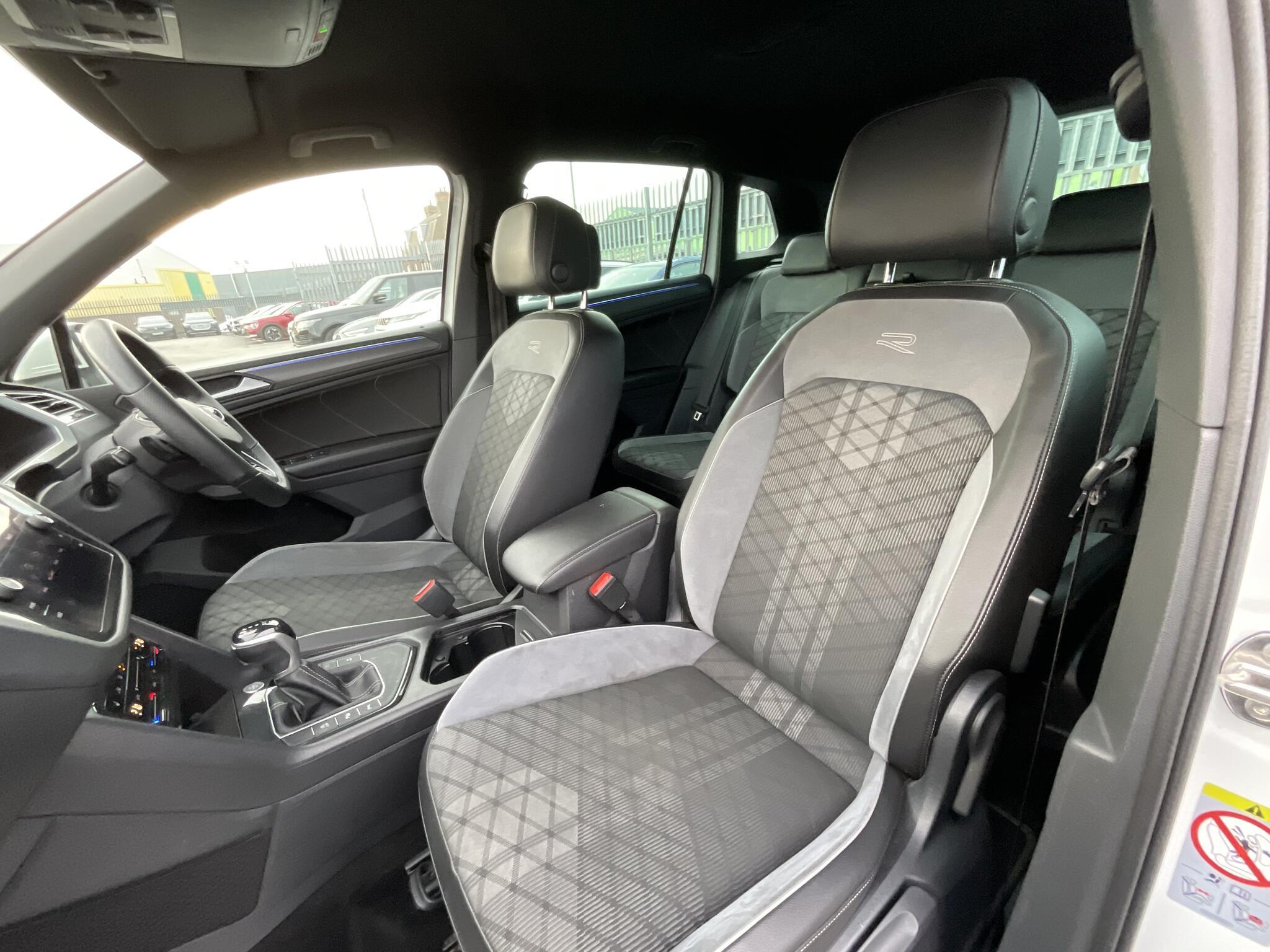 Volkswagen Tiguan - Image 15
