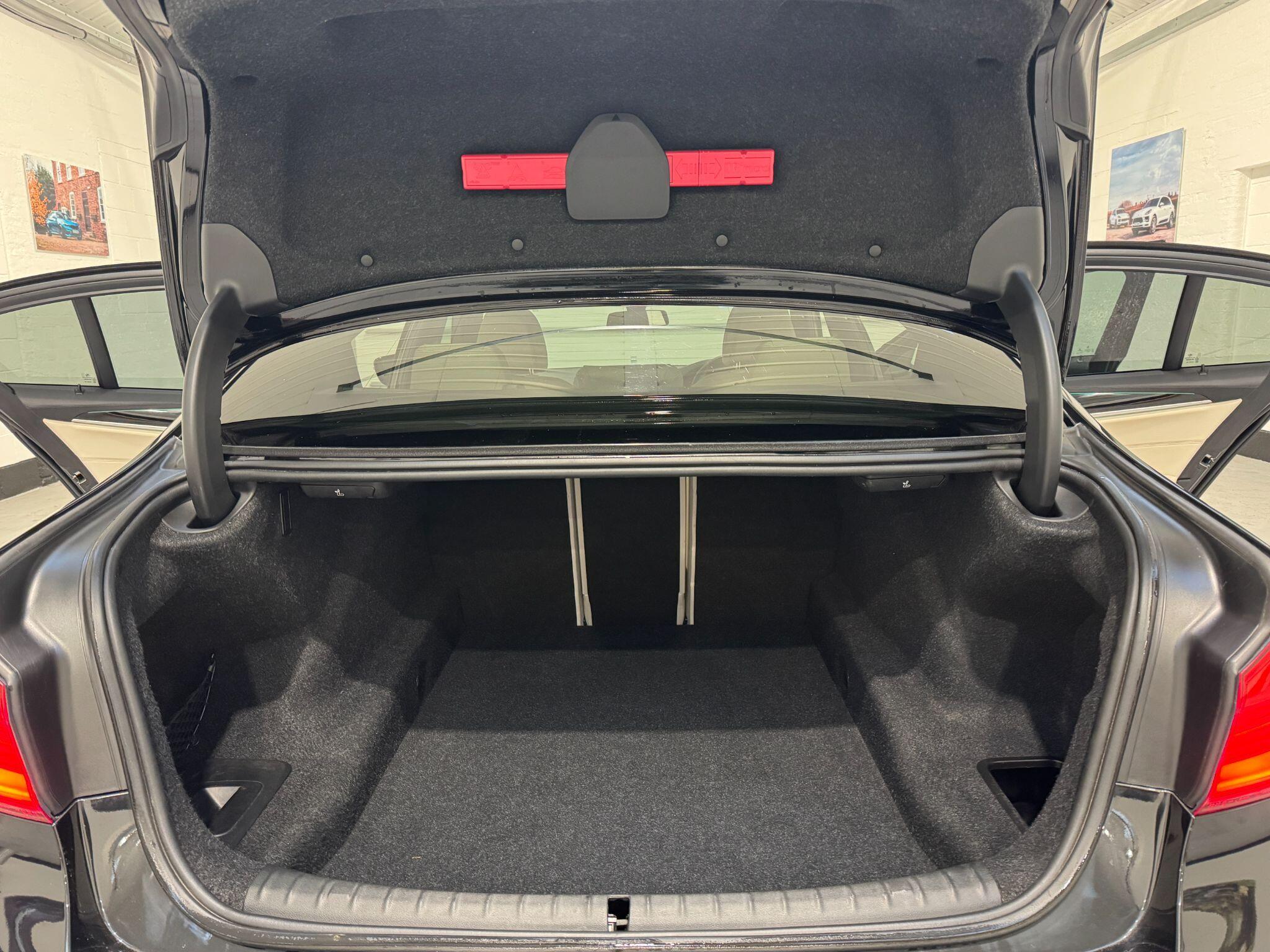 BMW 5 Series - Image 53