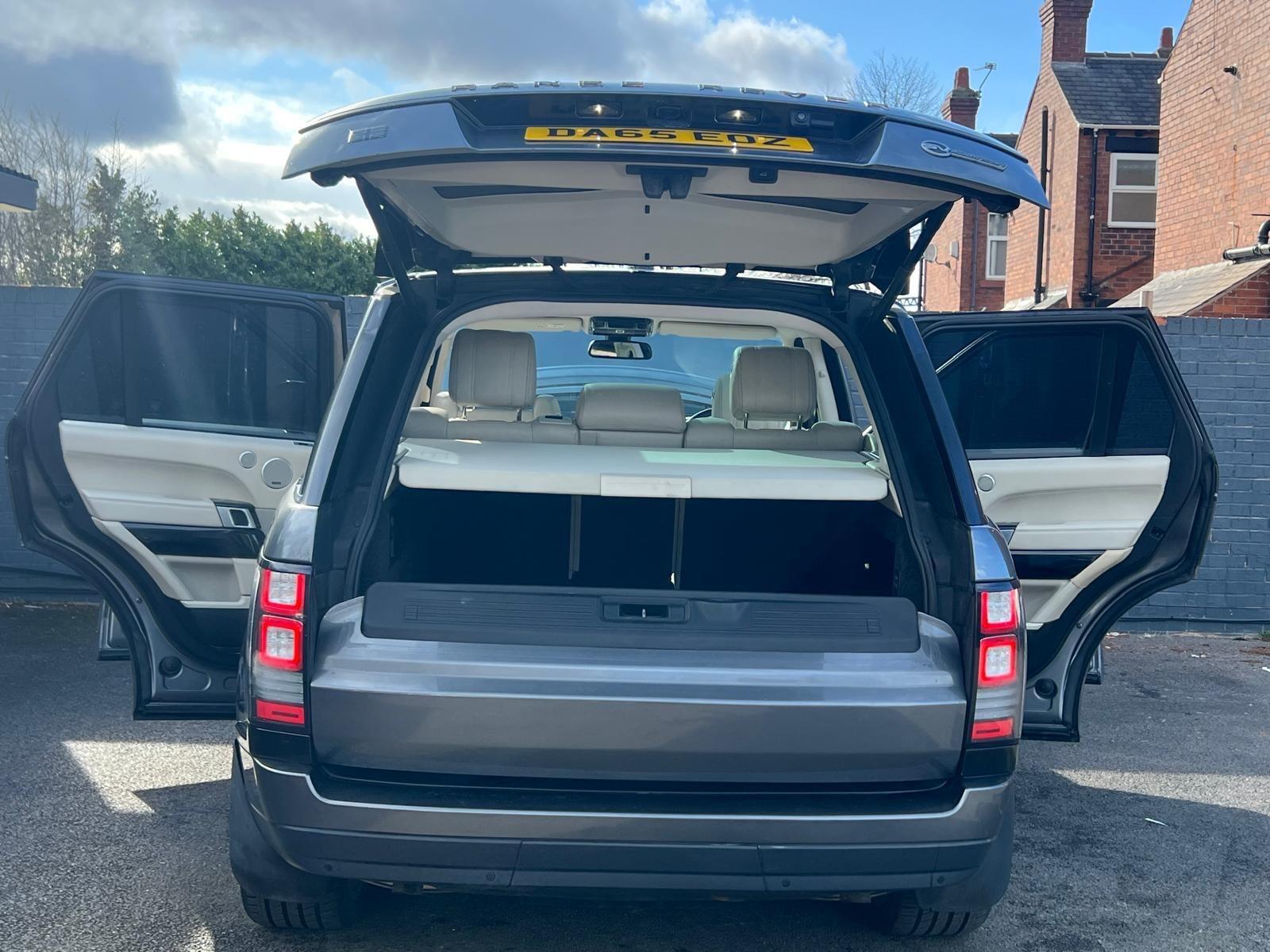 Land Rover Range Rover - Image 20