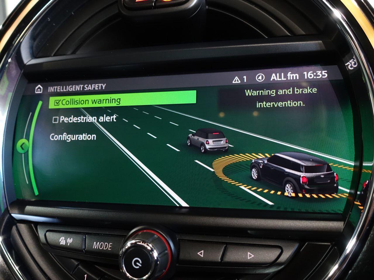 MINI Countryman - Image 36