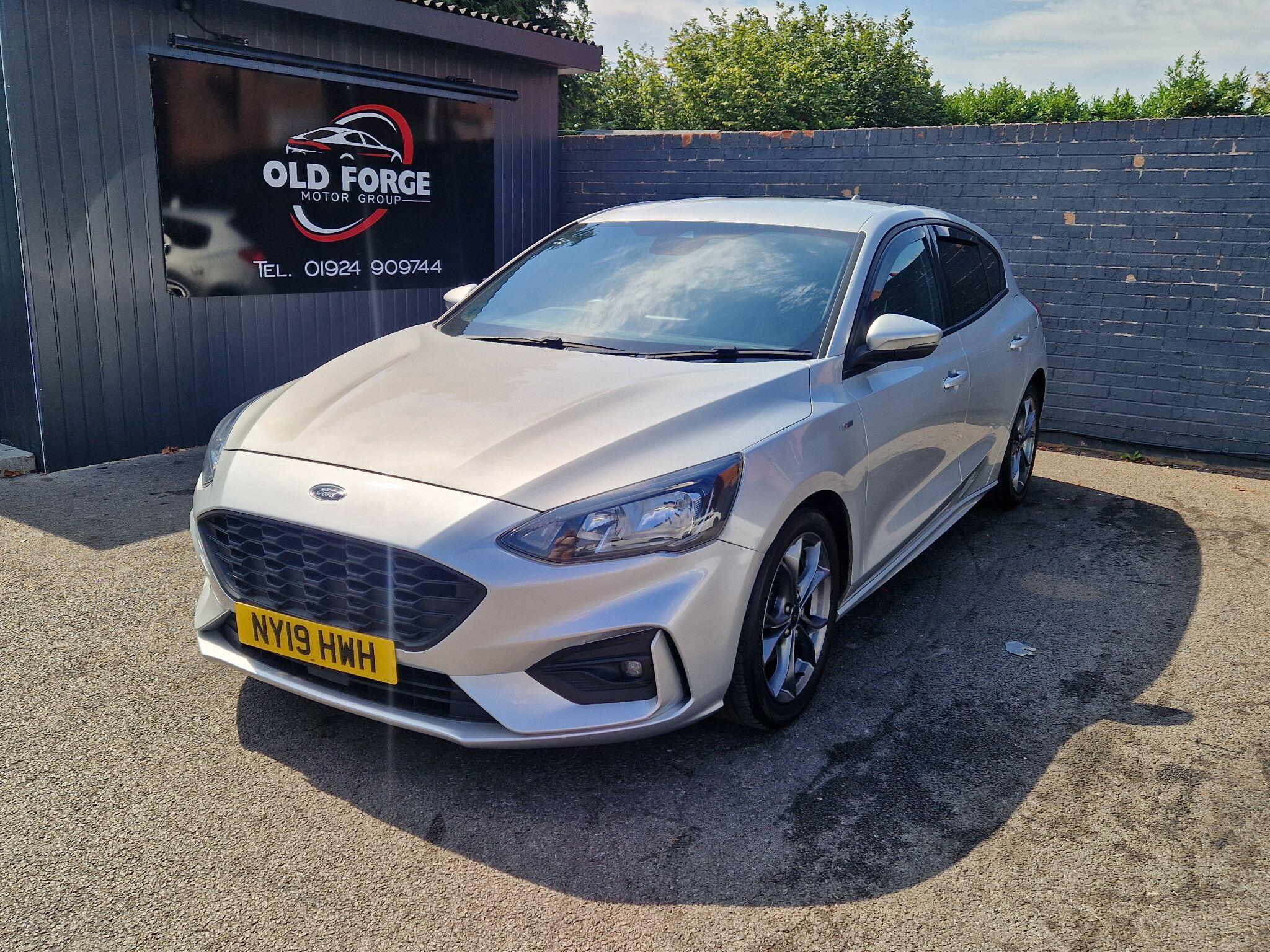 Ford Focus - Image 5